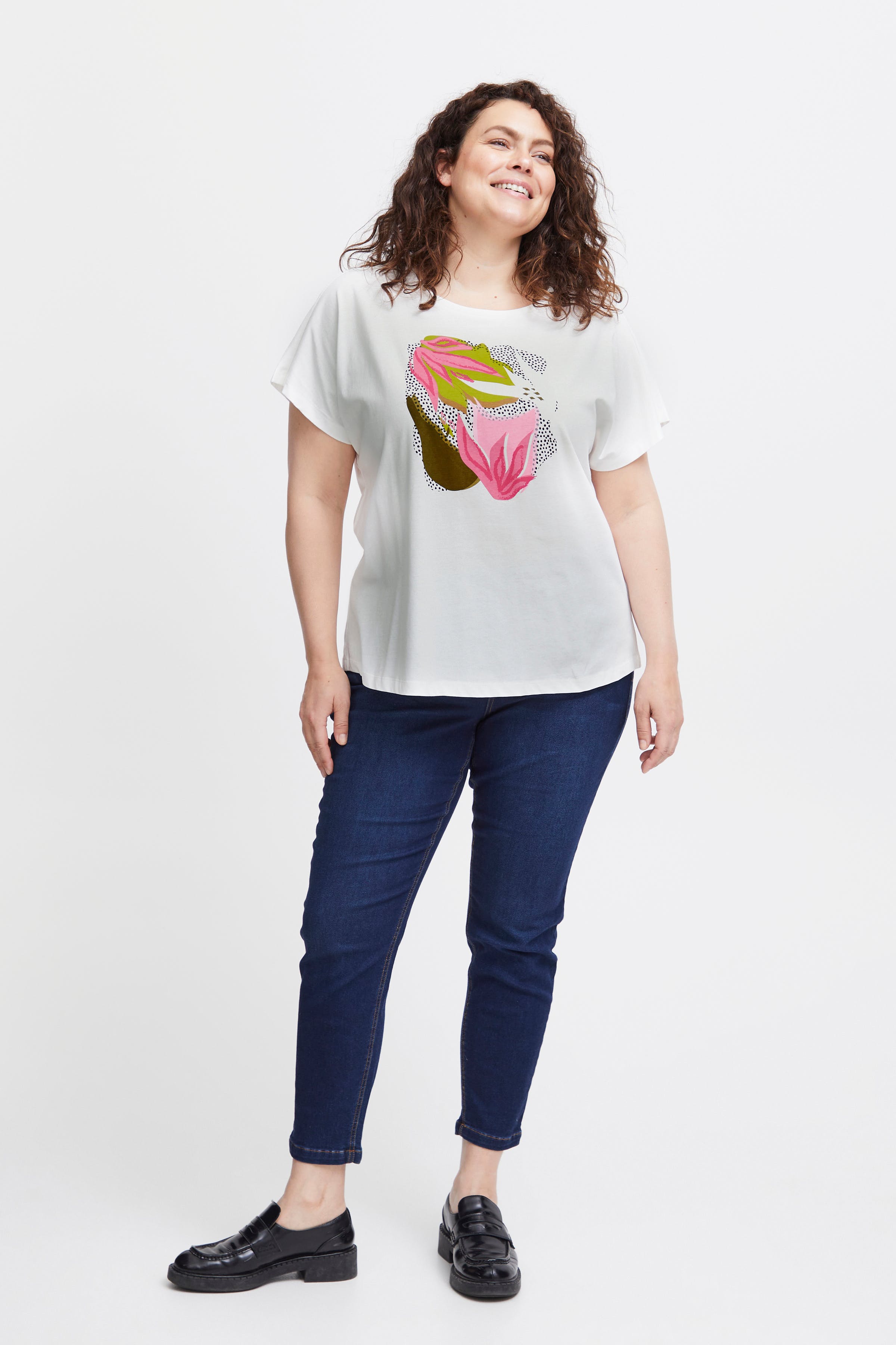 FPYSABEL T-shirt LOOKBOOK FRONT 20612863-201237