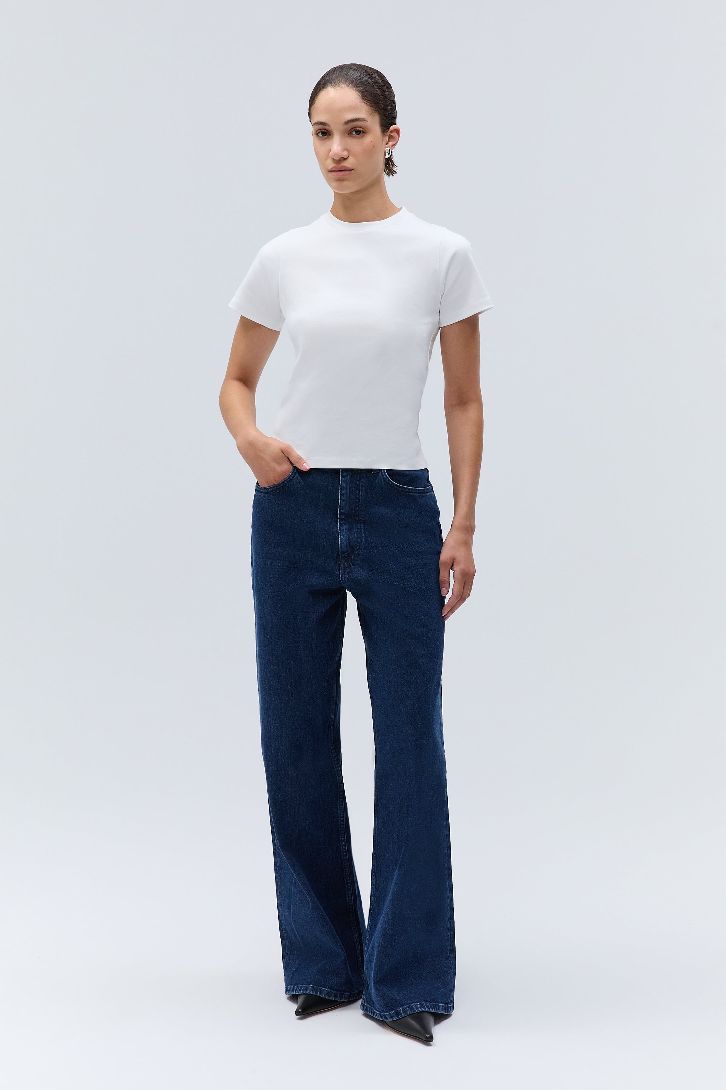 IOFeliciana Top LOOKBOOK FRONT 30600085-WH001
