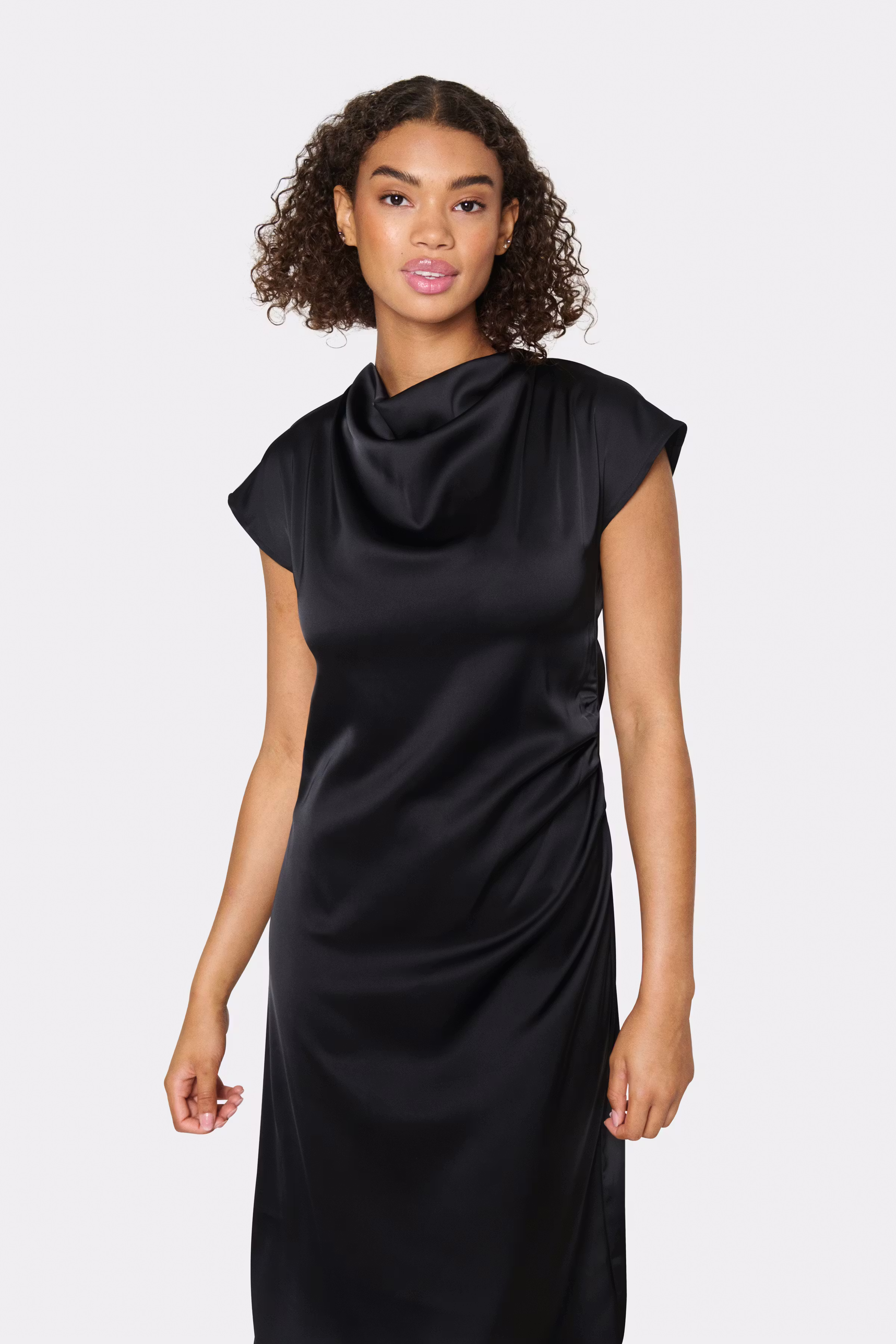 ZoviSZ Klänning LOOKBOOK FRONT 30513983-193911