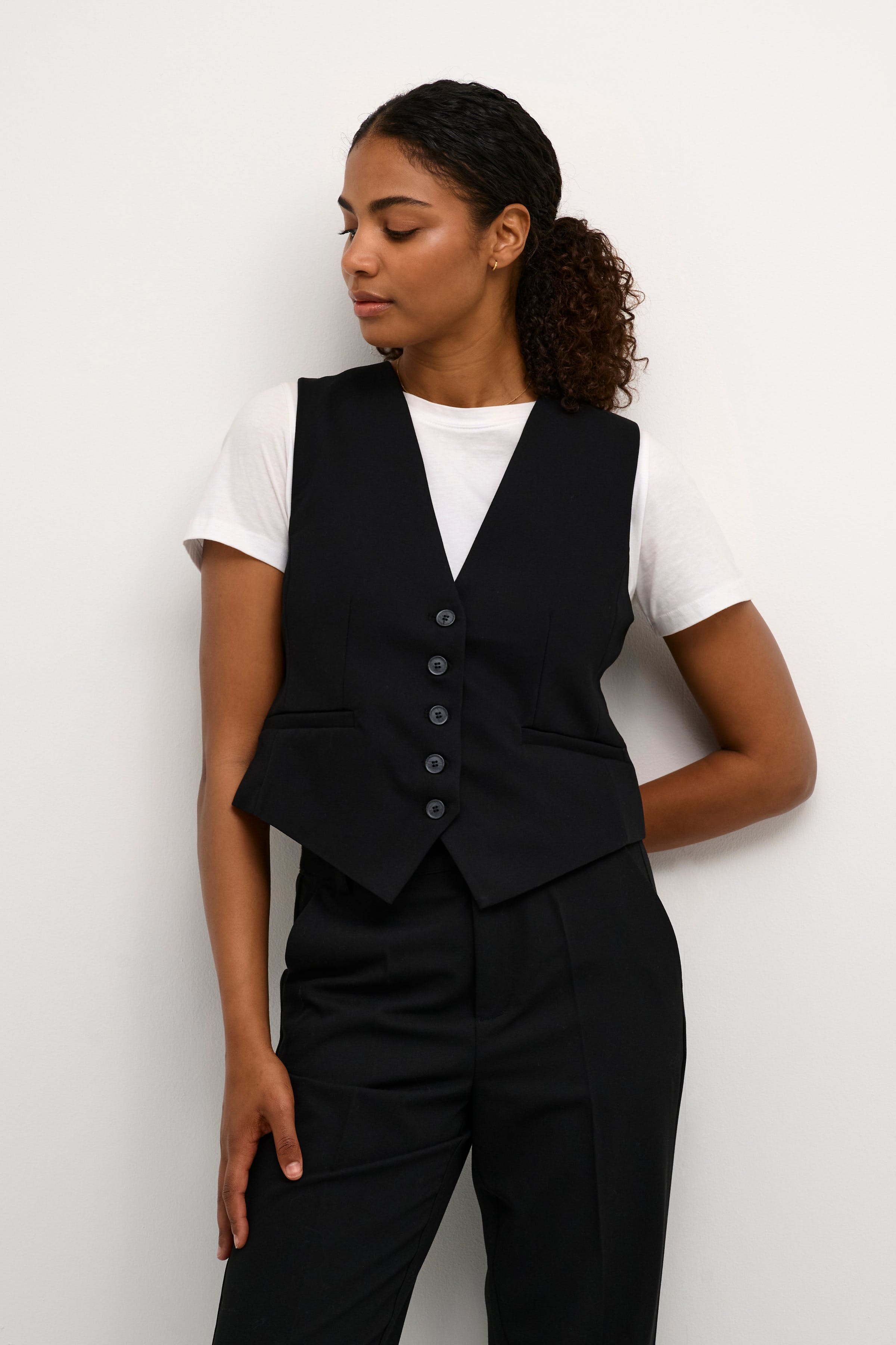 KAsakura Waistcoat LOOKBOOK FRONT 10507907-100121