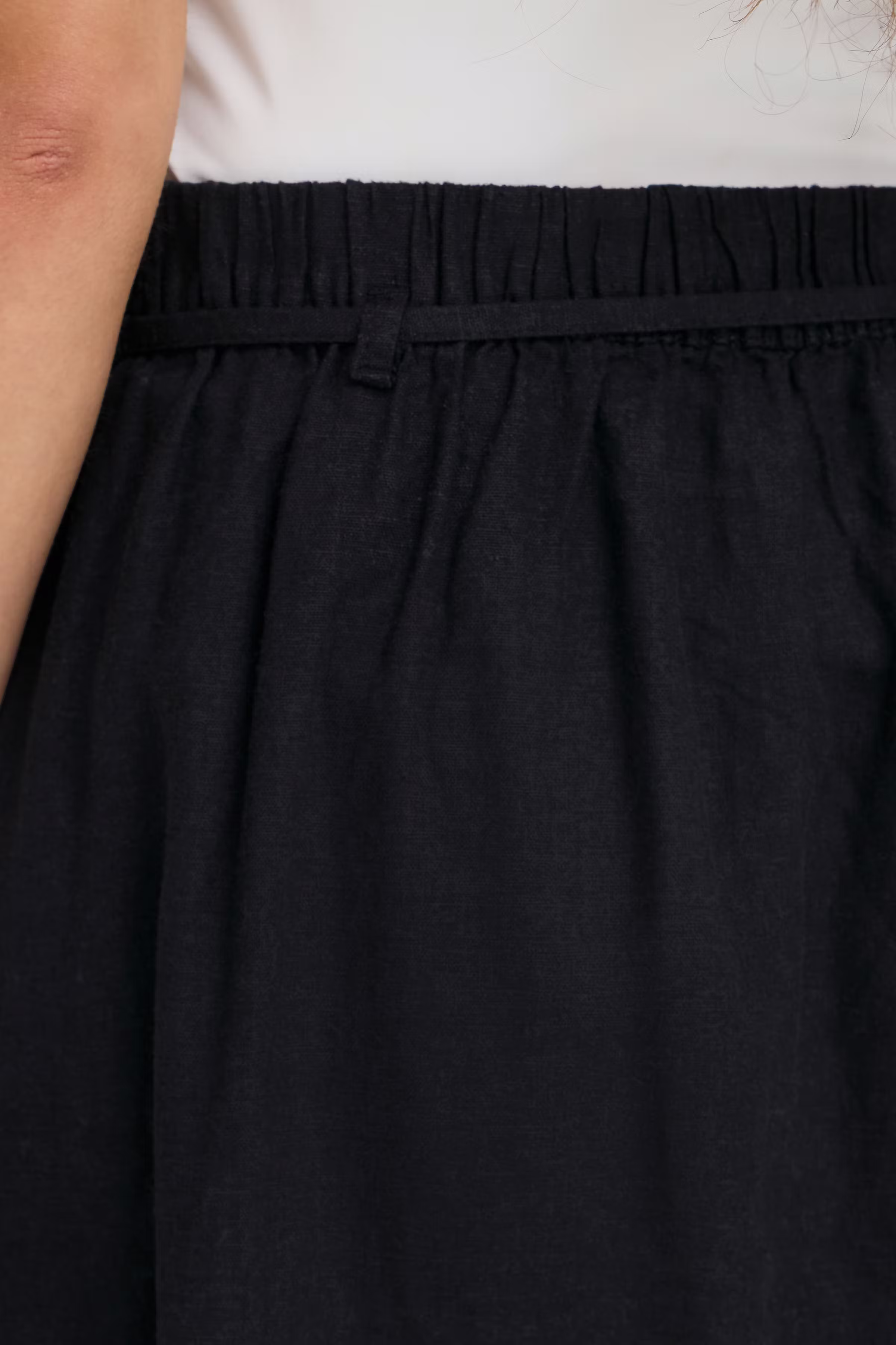 IHLINNO Skjørt LOOKBOOK DETAIL 20125601-194008