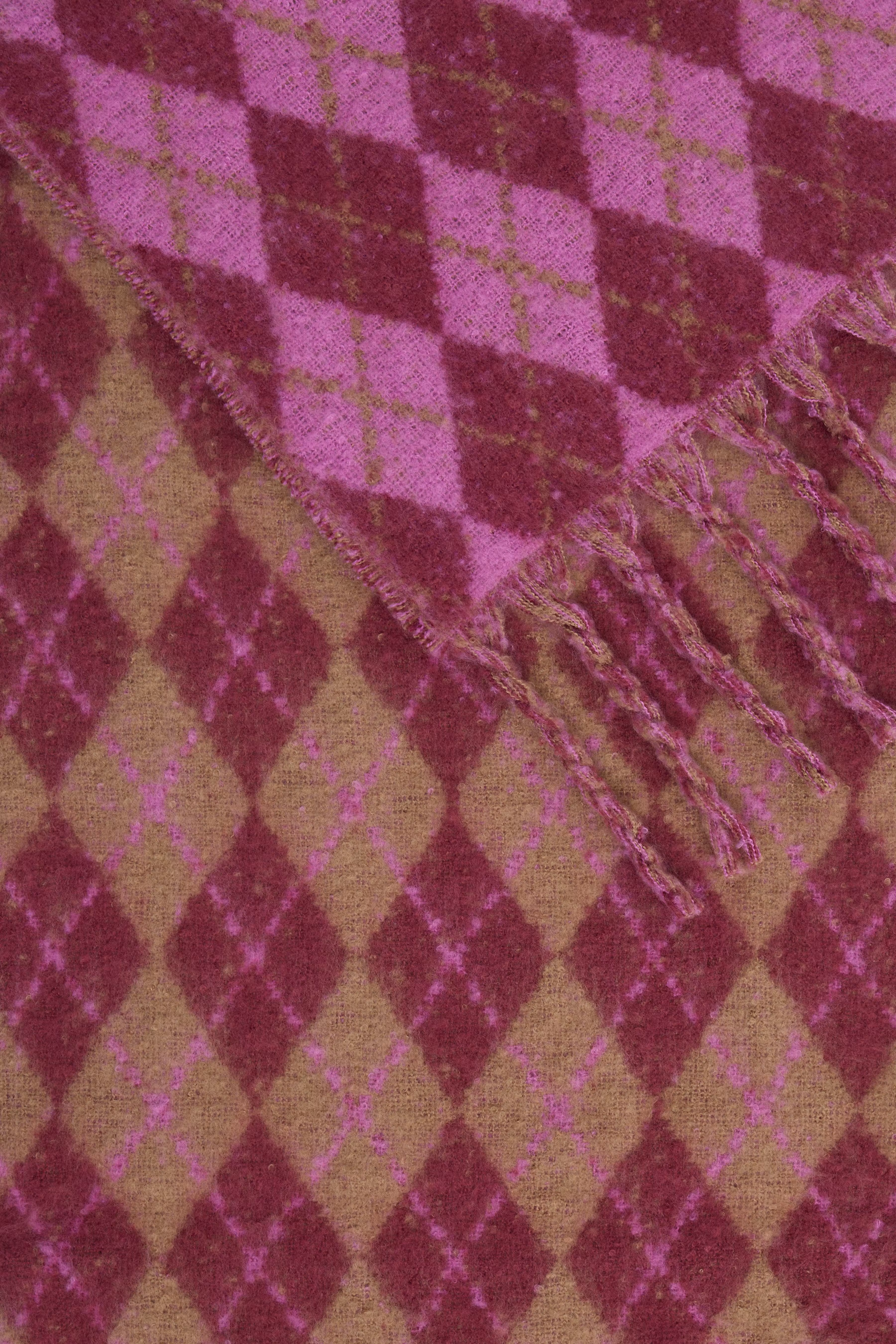 IADAHLIA Tuch PACK DETAIL 20126429-192024