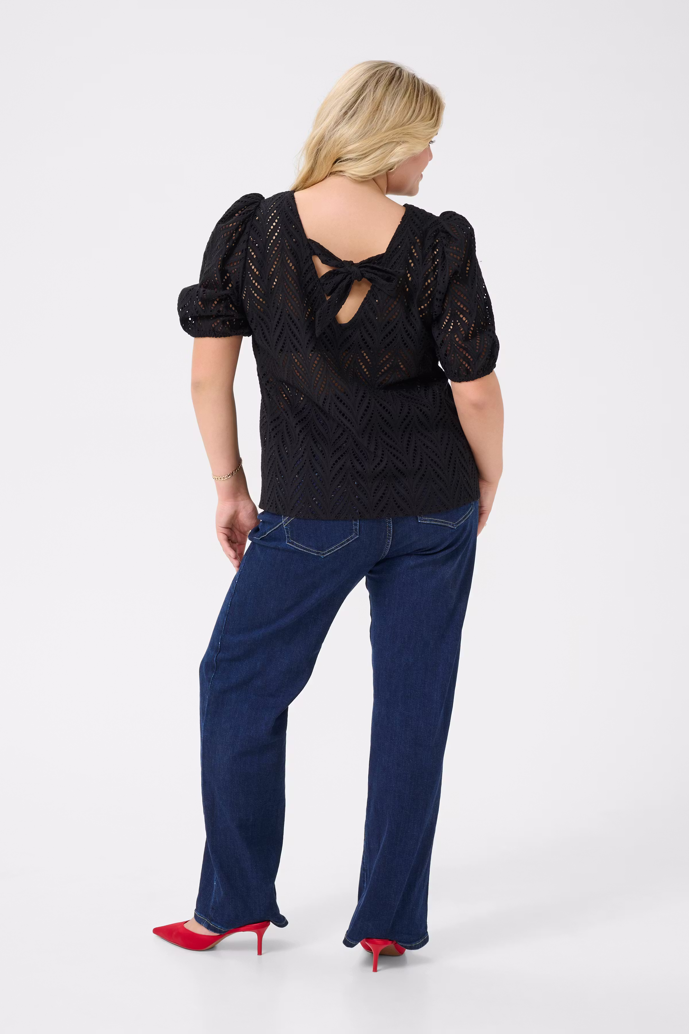 KCmasia Blouse LOOKBOOK BACK 10583390-100121