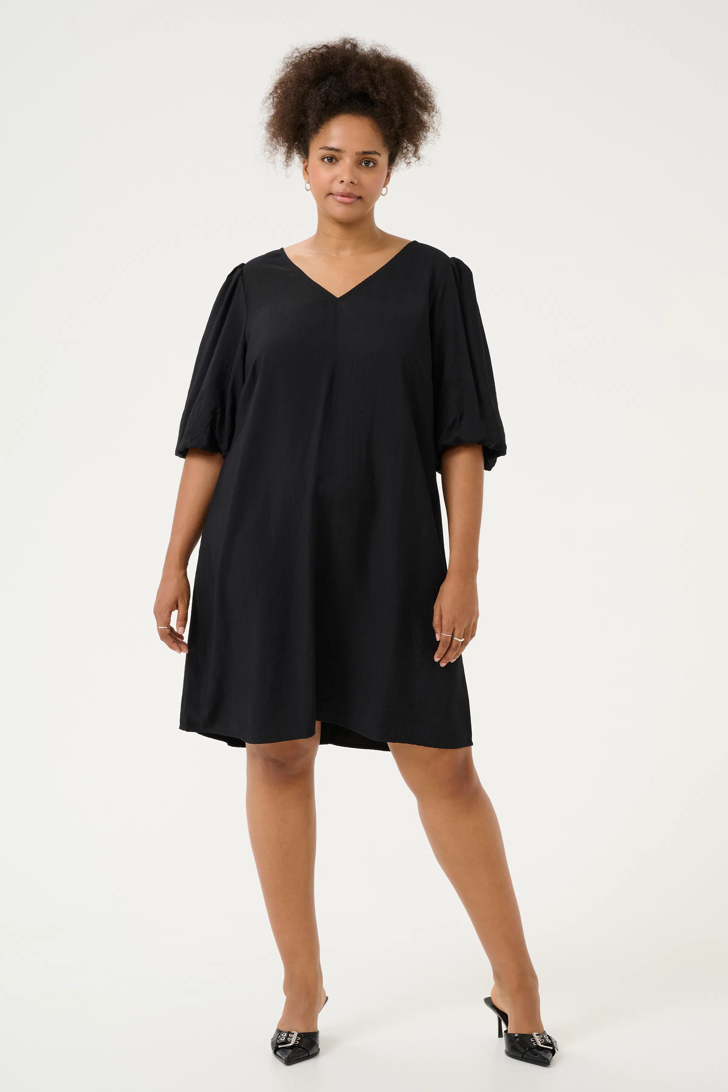 KCgabbi Klänning LOOKBOOK FRONT 10583075-100121