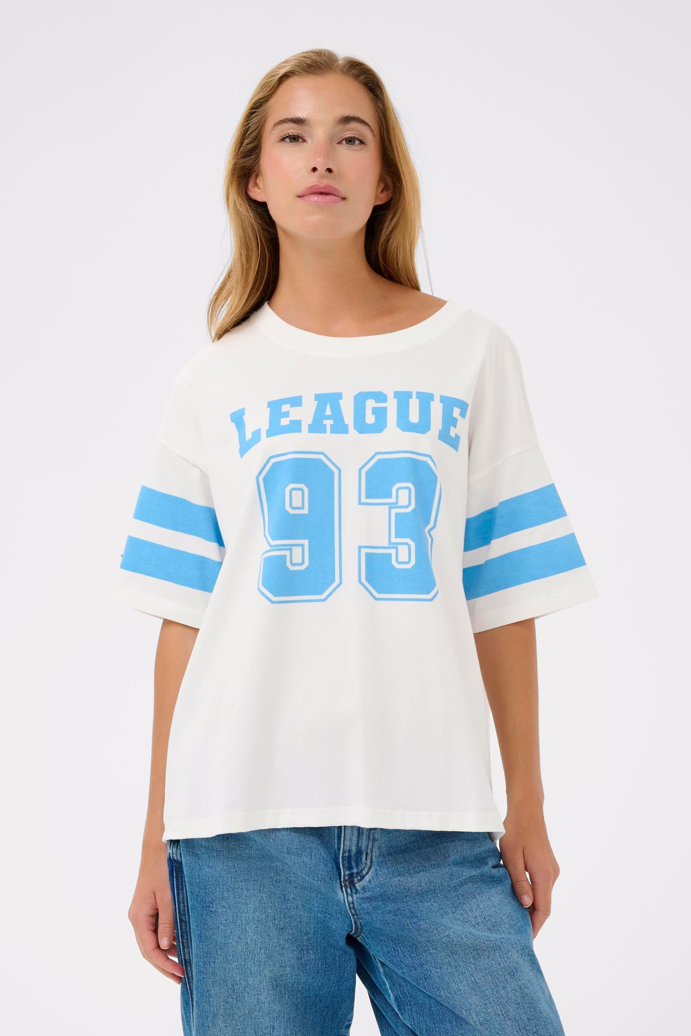 KAhally T-shirt LOOKBOOK FRONT 10511173-110602