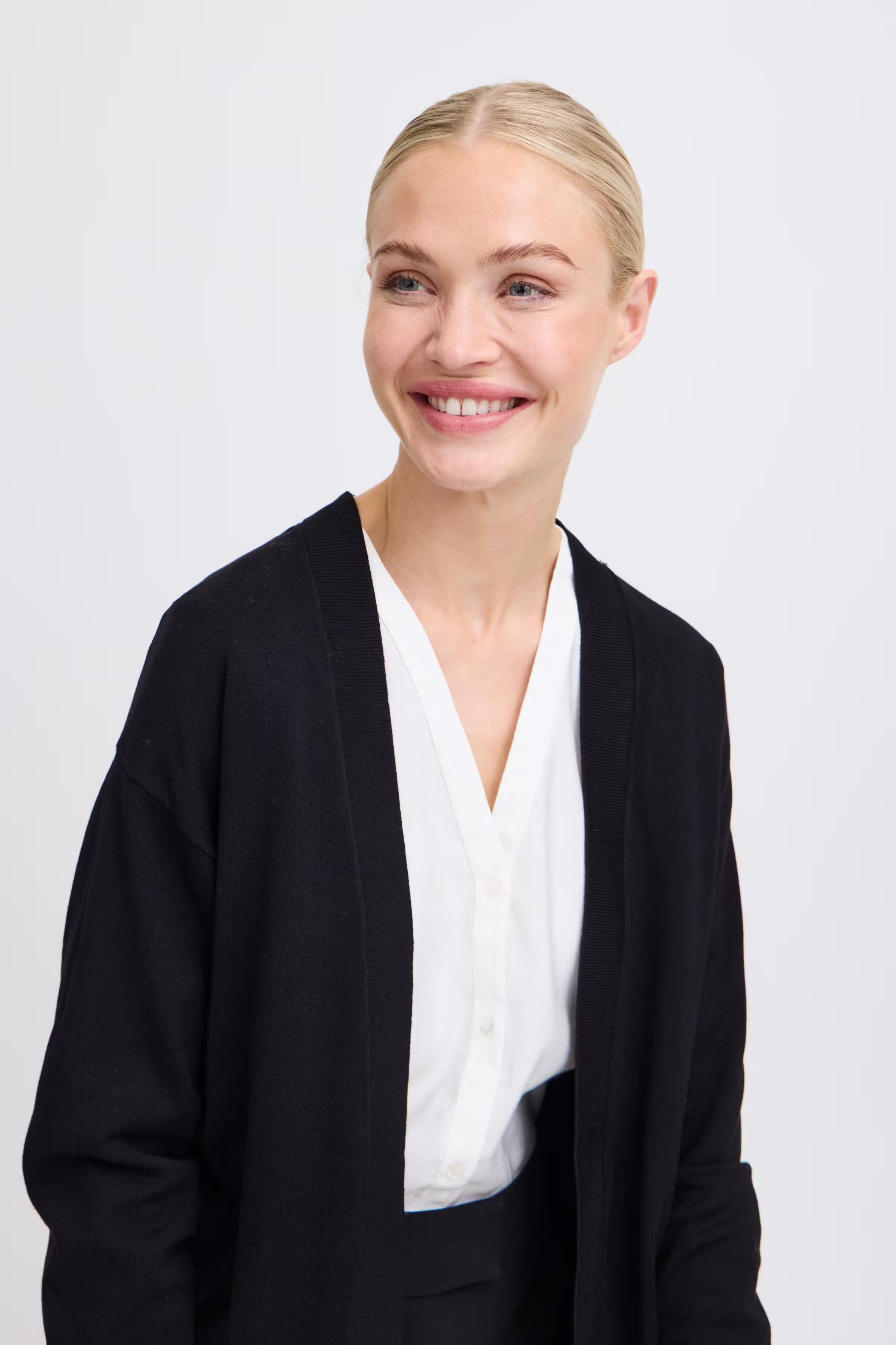 BYMMORLA Cardigan LOOKBOOK DETAIL 20814392-200451