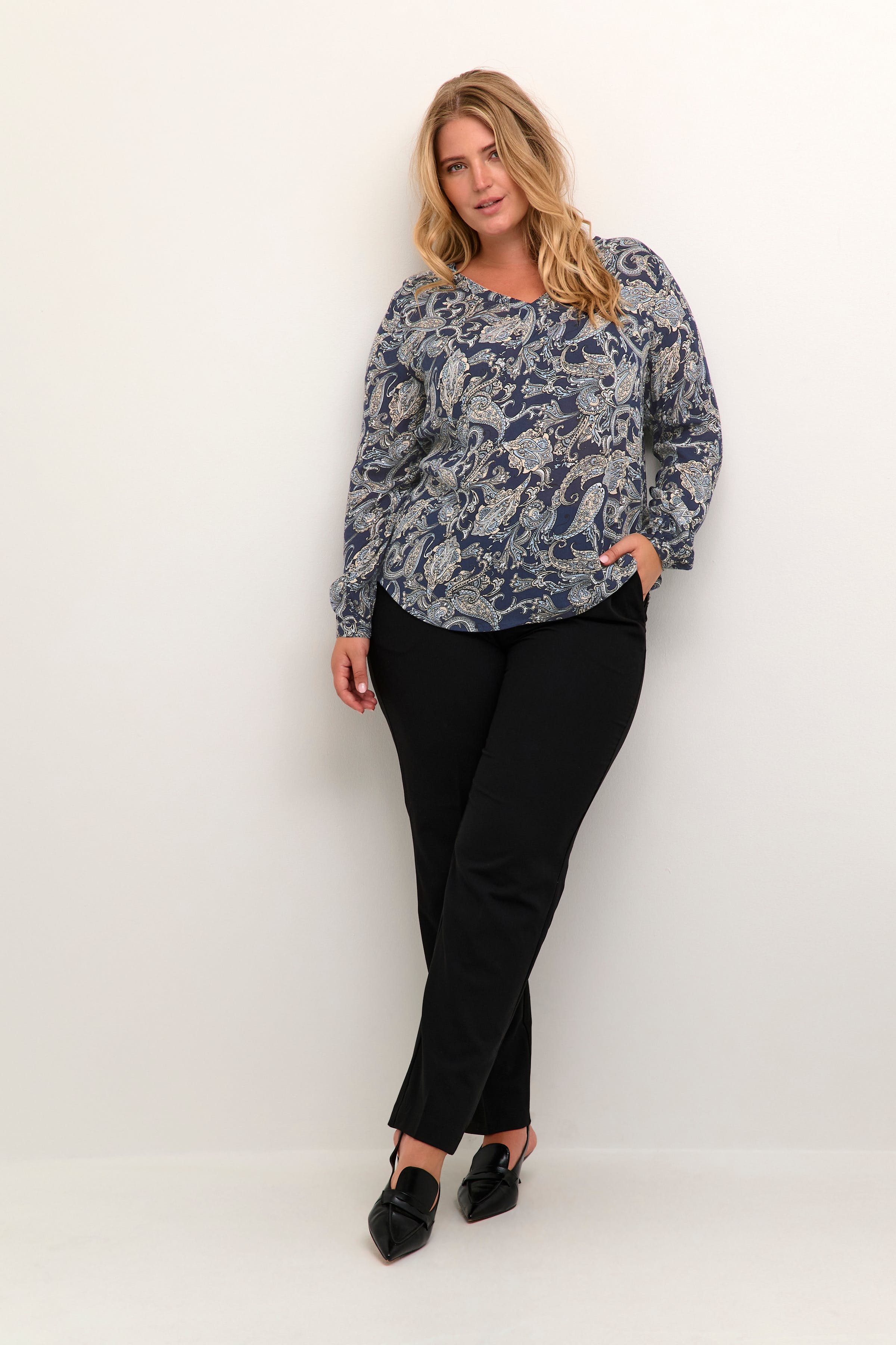 KCami Blouse LOOKBOOK FRONT 10582024-105318