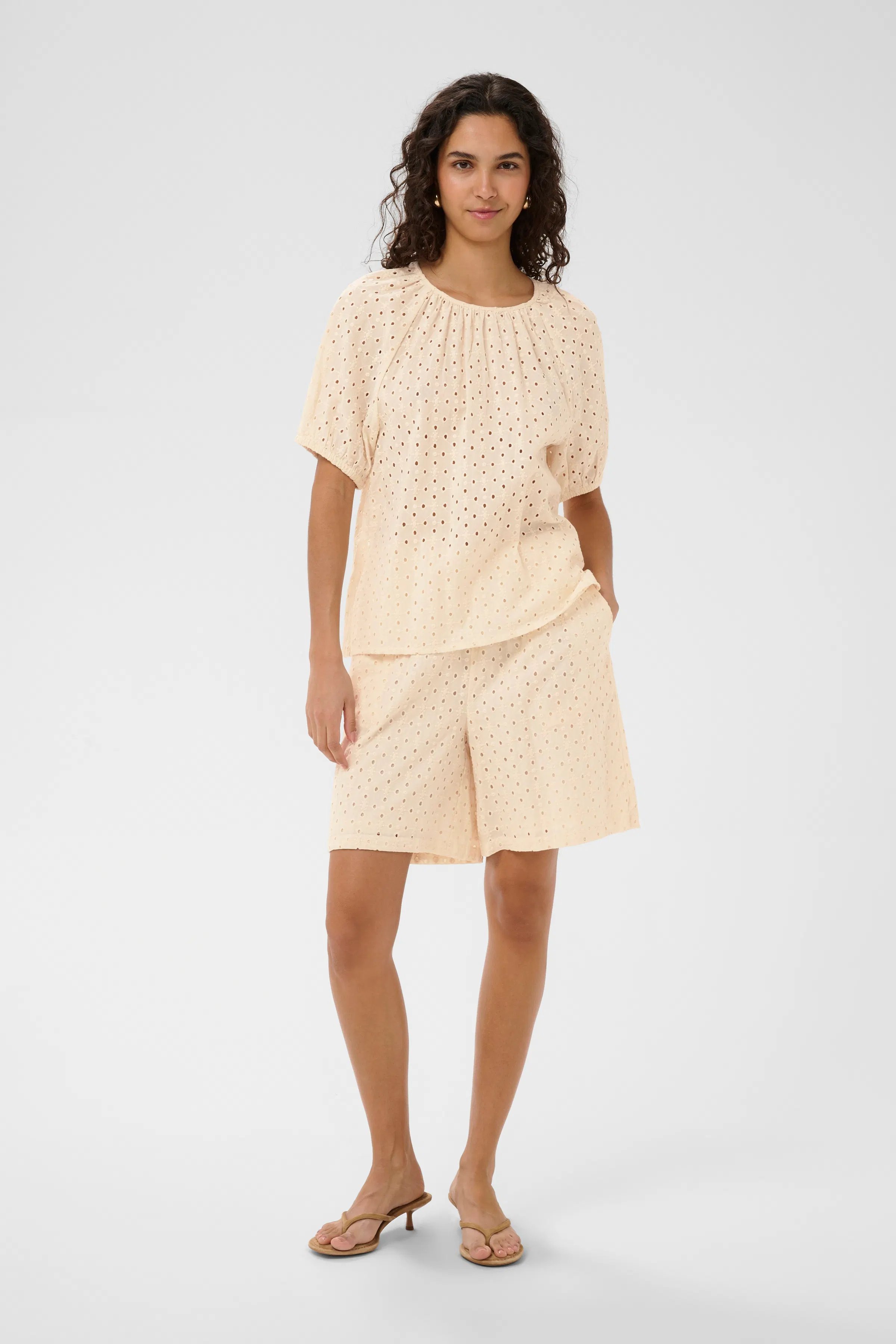 RafaelleSZ Shorts LOOKBOOK FRONT 30515110-110907