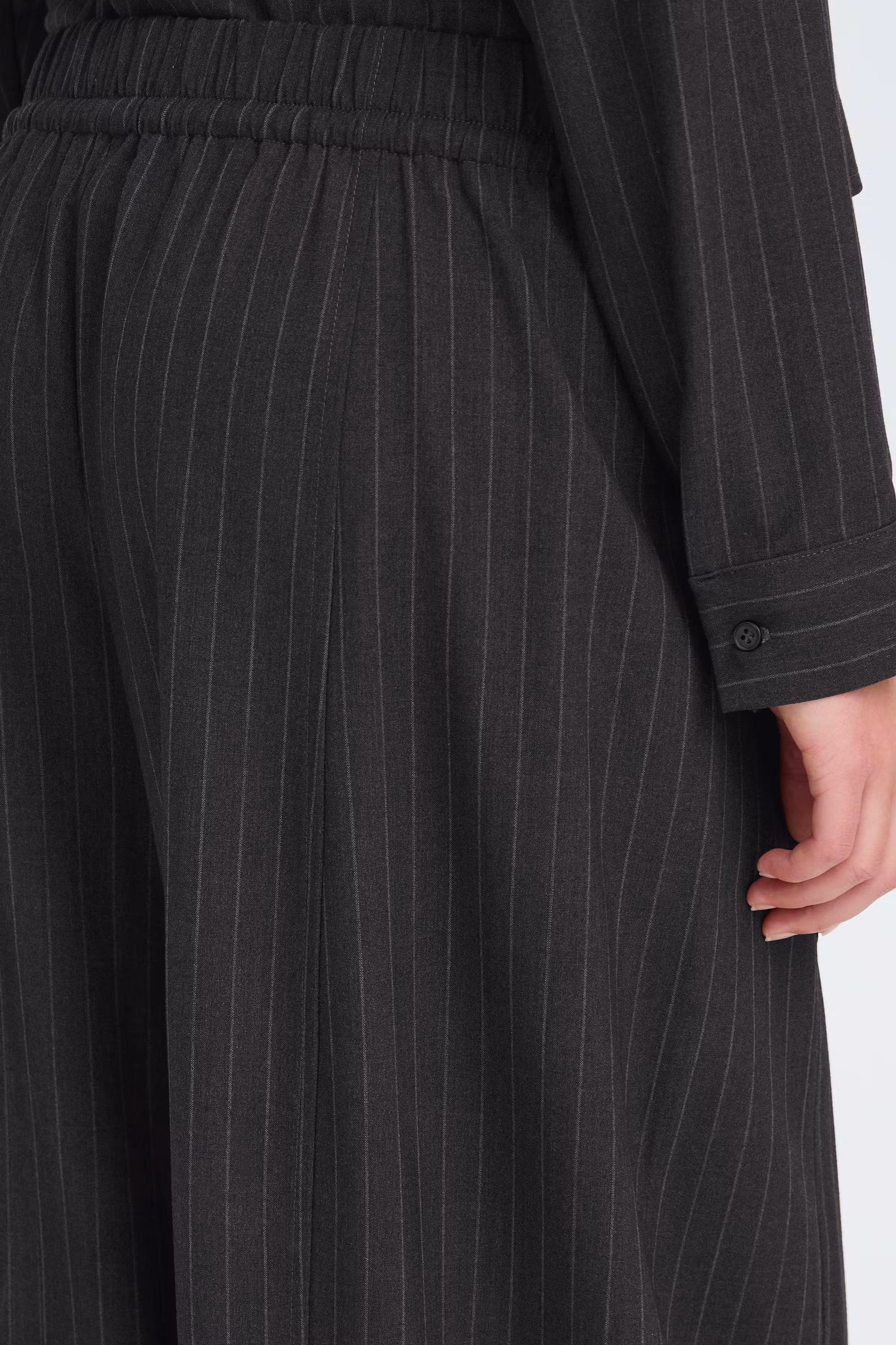 IXTRINE Casual LOOKBOOK DETAIL 20123490-190203