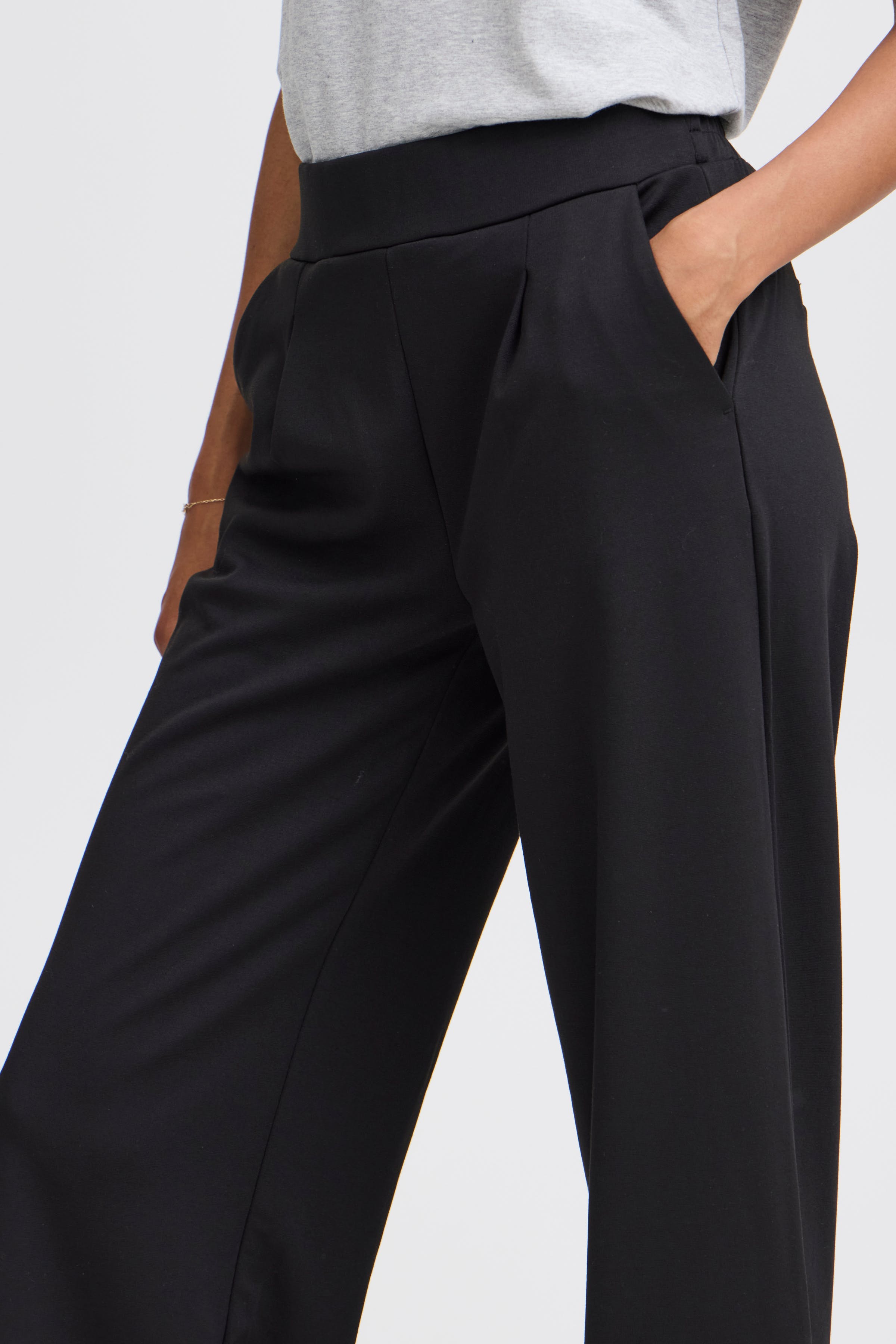 BYRIZETTA Trousers LOOKBOOK DETAIL 20812847-200451