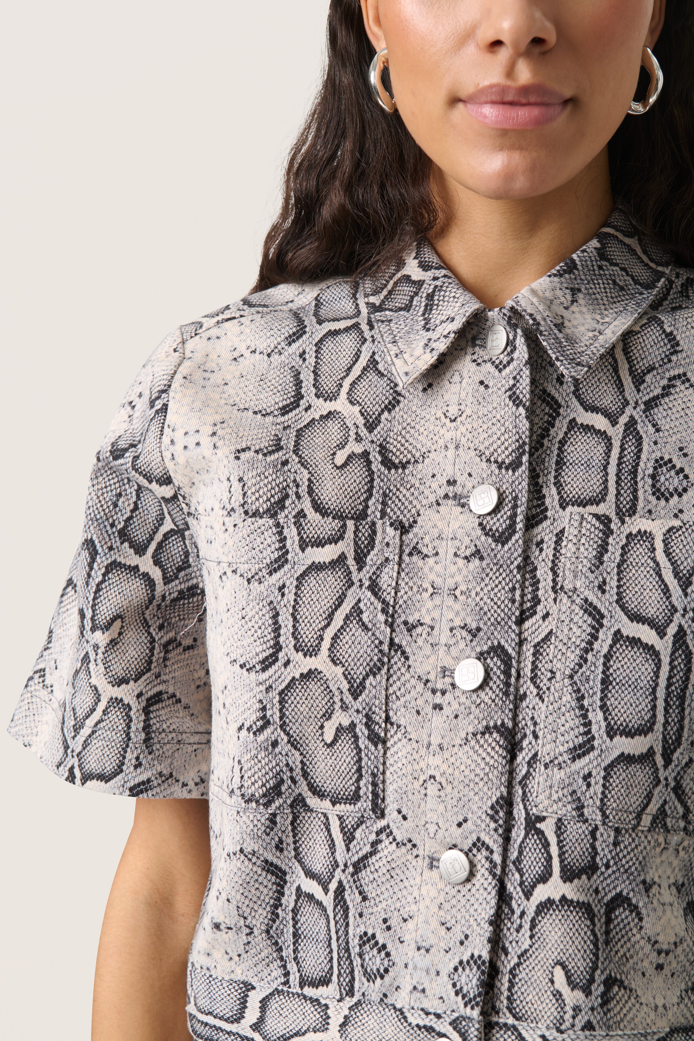 SLSandja Hemd LOOKBOOK DETAIL 30408331-303725