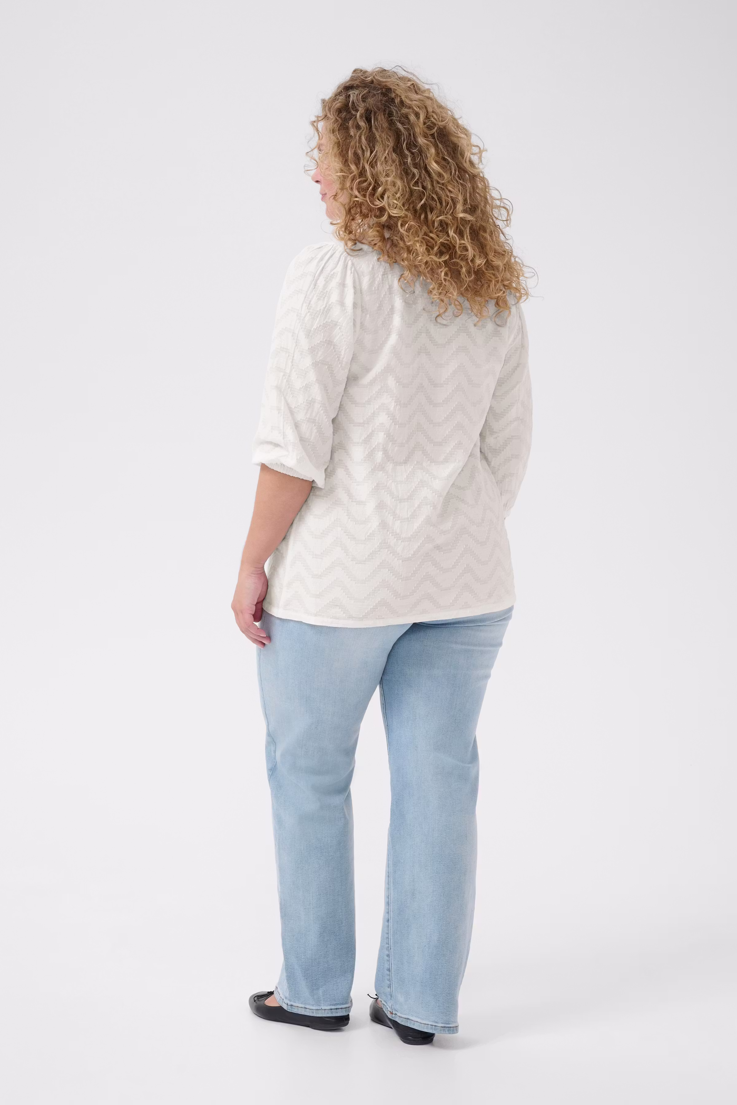 KCvitana Blus LOOKBOOK BACK 10583036-110602