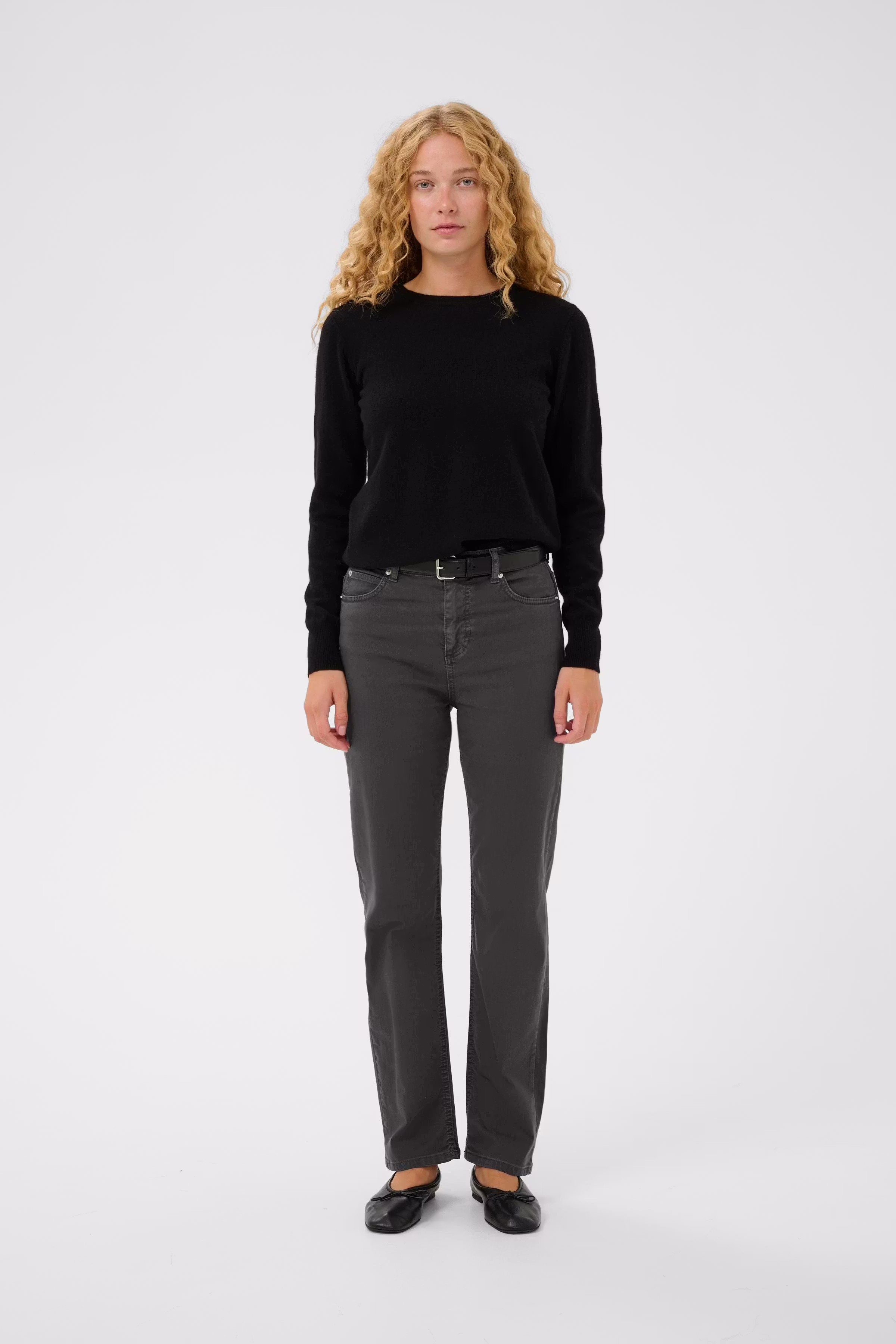 CARLINAIW Jeans LOOKBOOK FRONT 30112311-190205