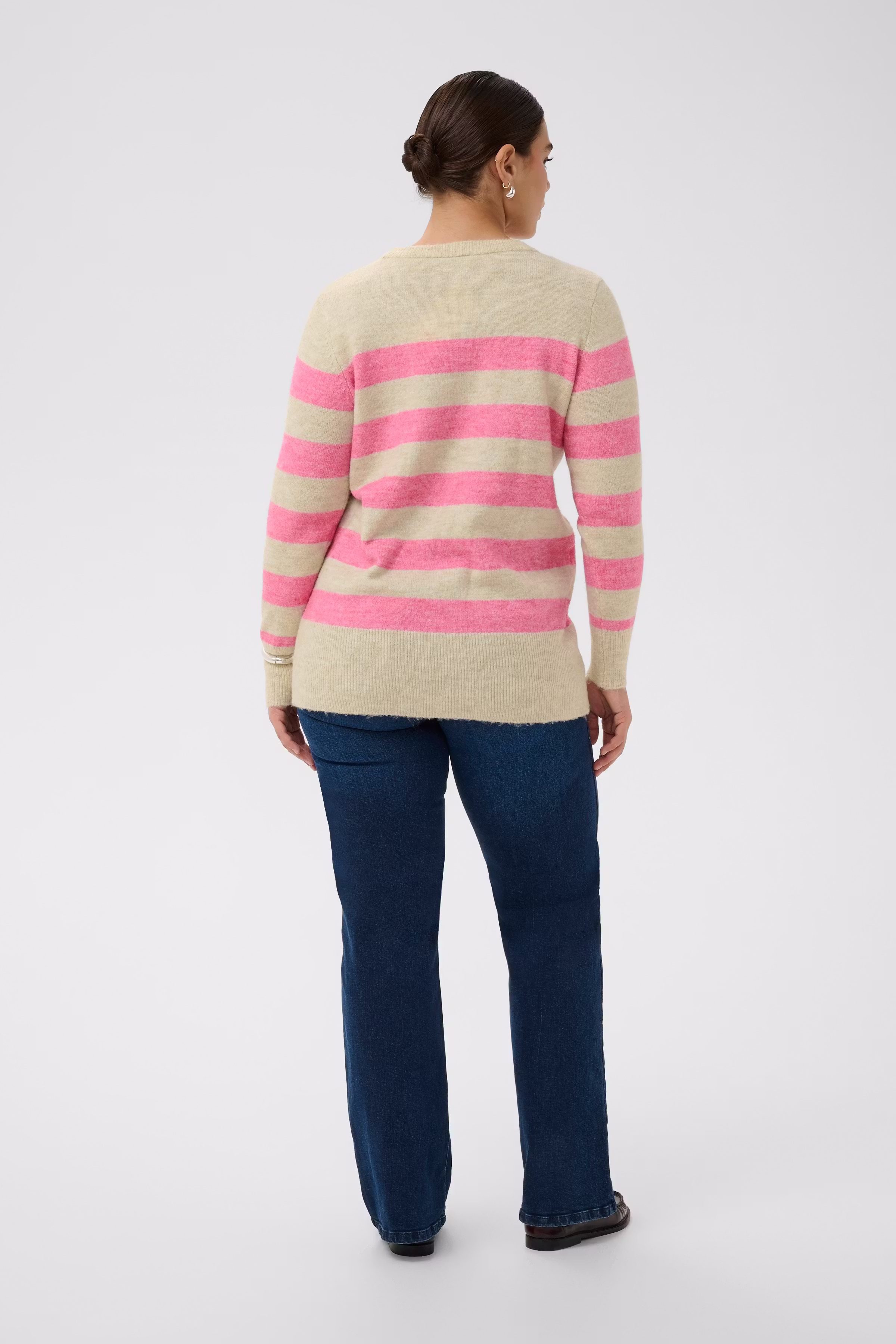 KCniela Pullover LOOKBOOK BACK 10583951-108950