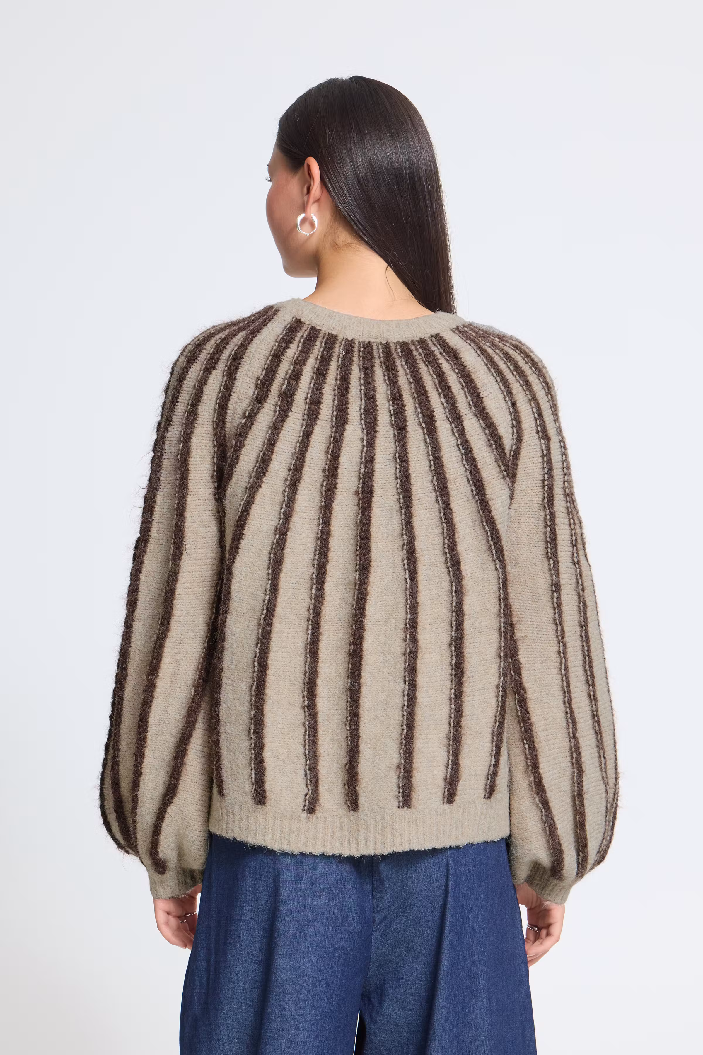 SBXJOLA Pullover LOOKBOOK BACK 22101213-114300