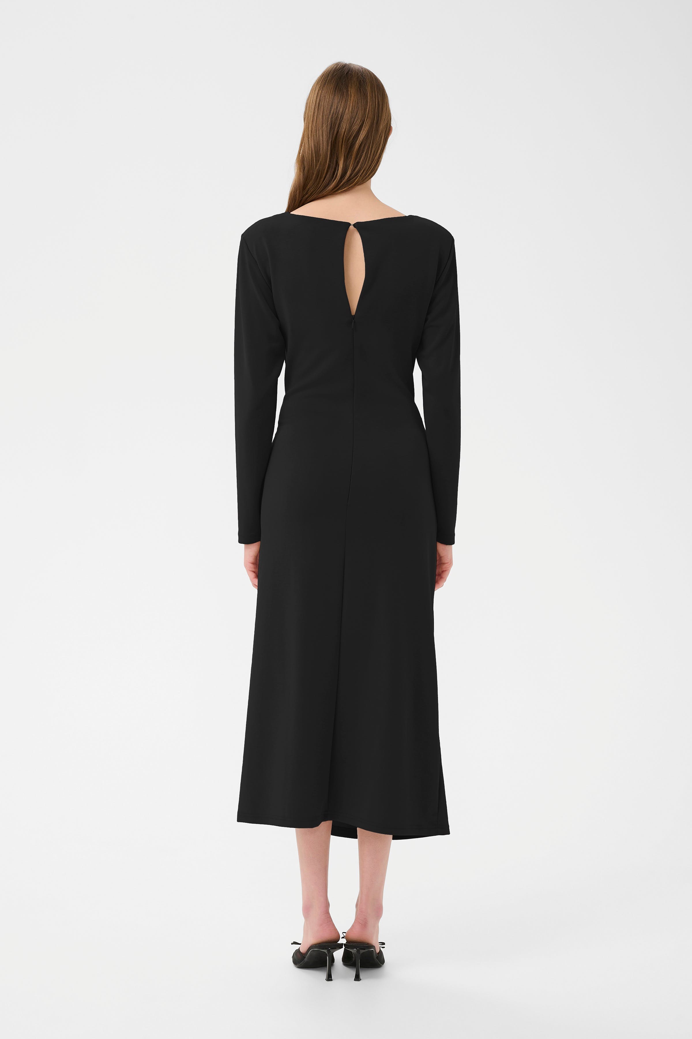 KBUmeko Dress LOOKBOOK BACK 10105408-194008