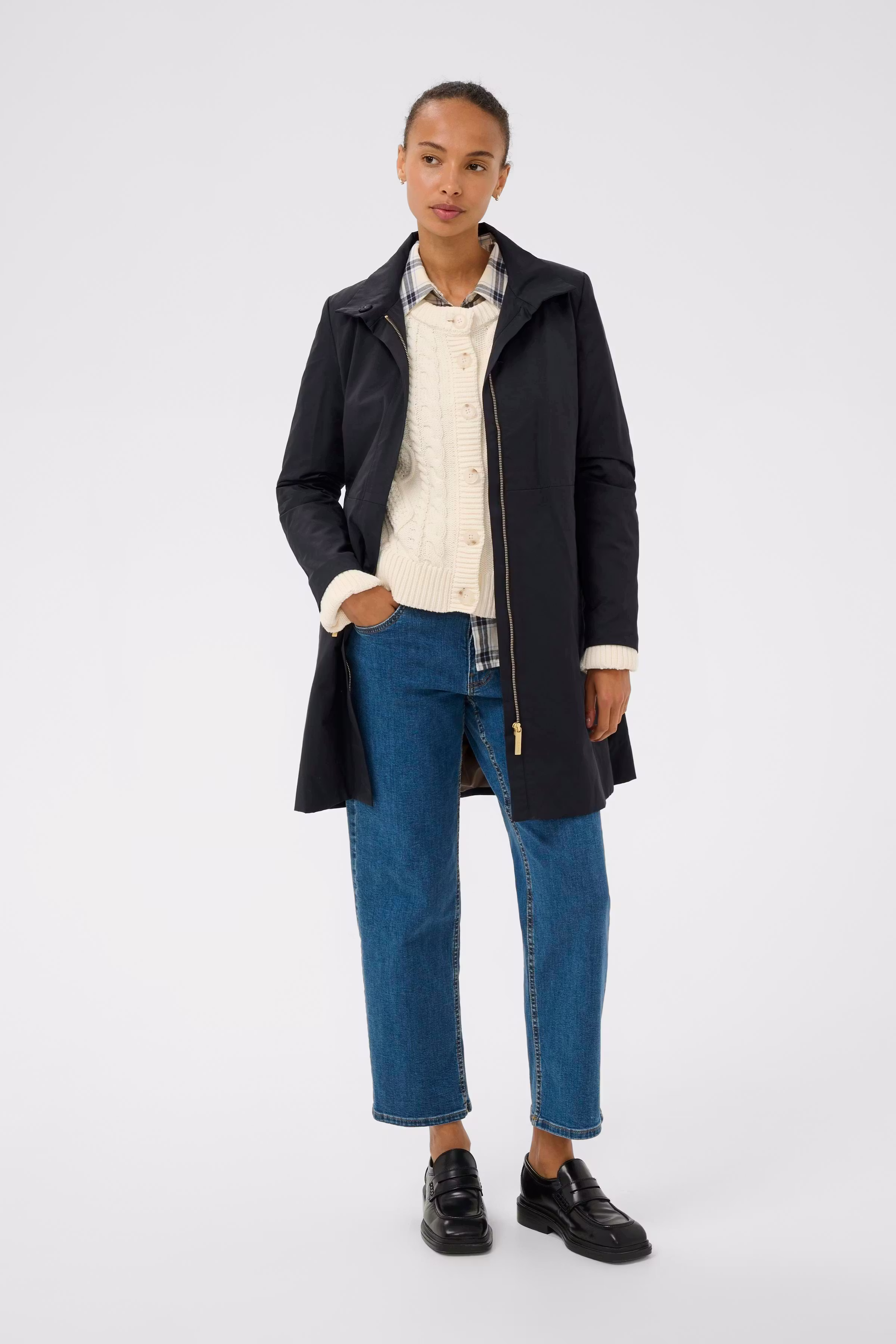 CarvinPW Outerwear LOOKBOOK FRONT 30310341-194013