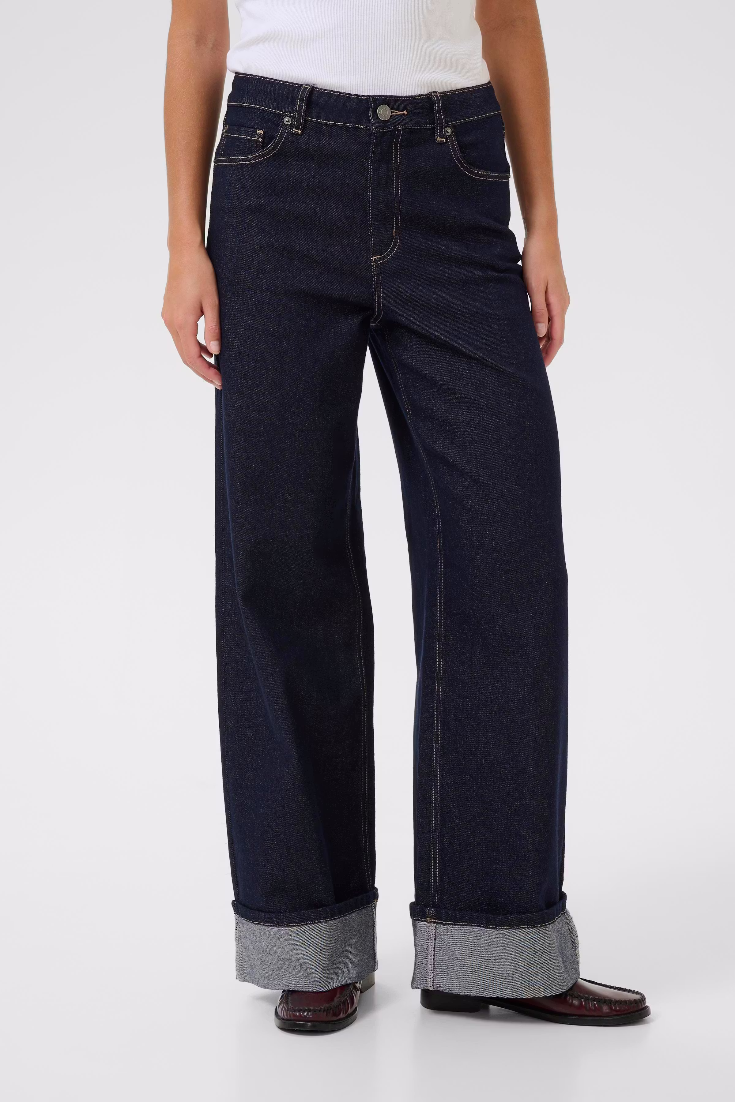 KArory Jeans LOOKBOOK FRONT 10552475-109243