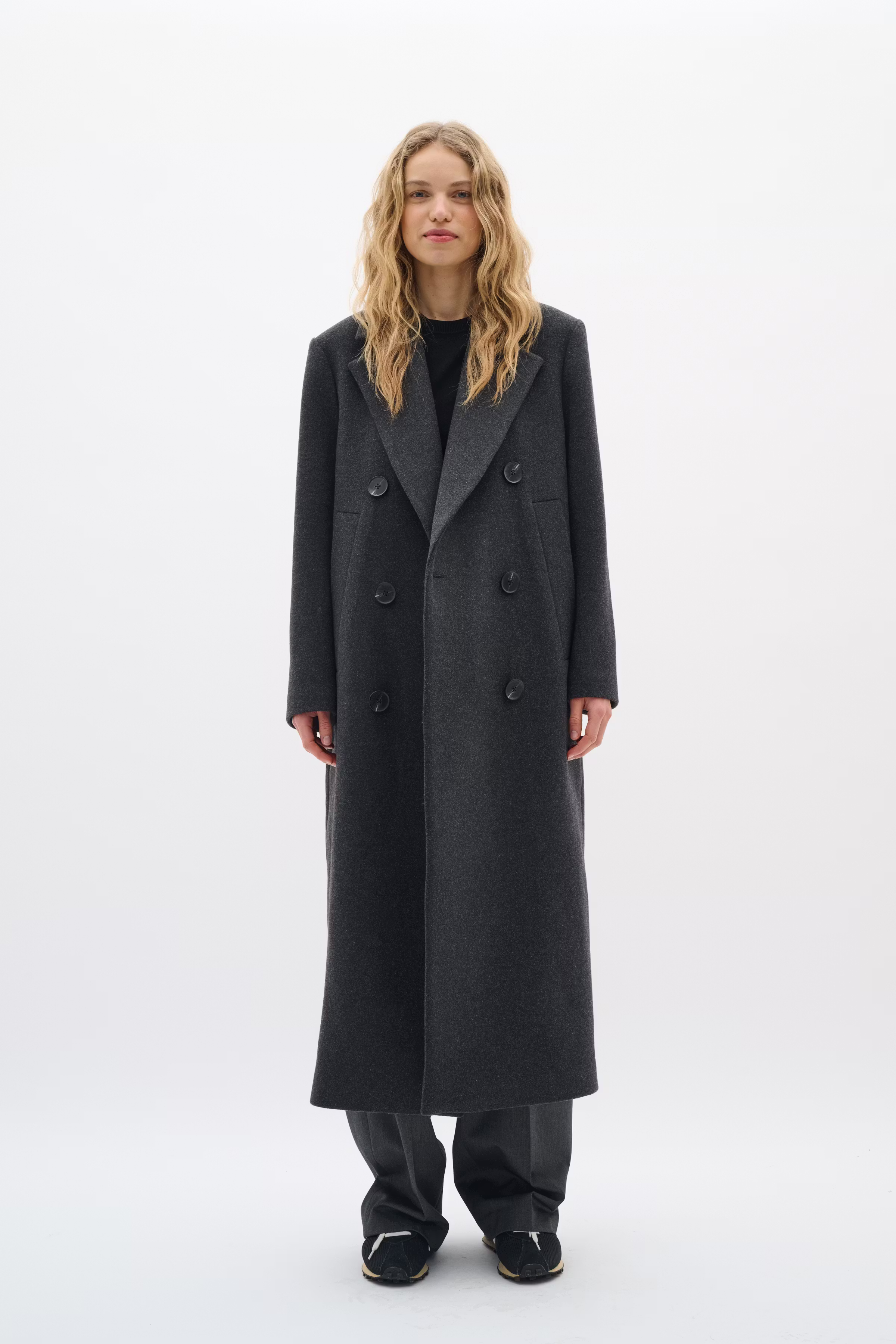 YunahIW Coat LOOKBOOK FRONT 30110610-300596