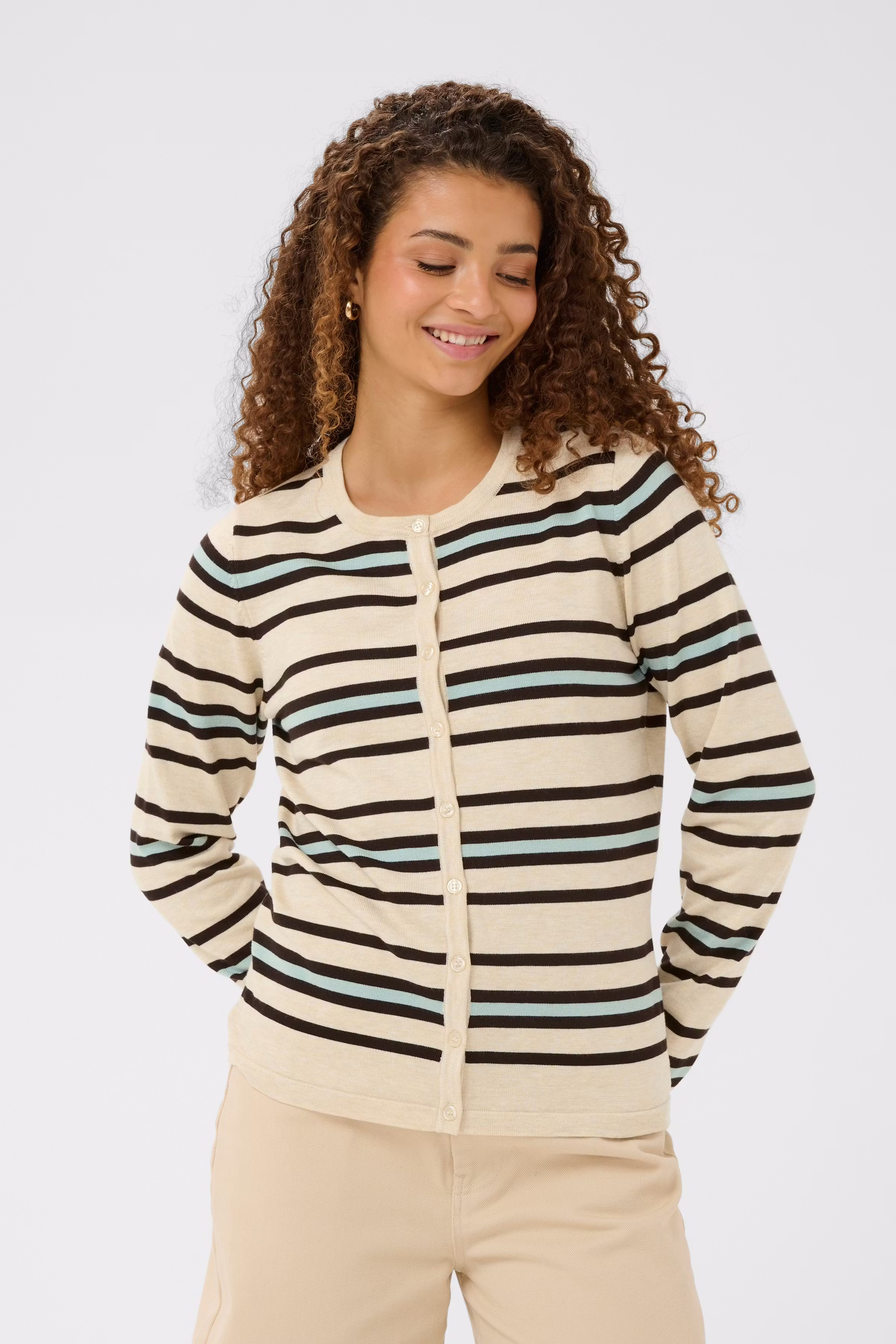 PilaSZ Cardigan LOOKBOOK FRONT 30514995-304756