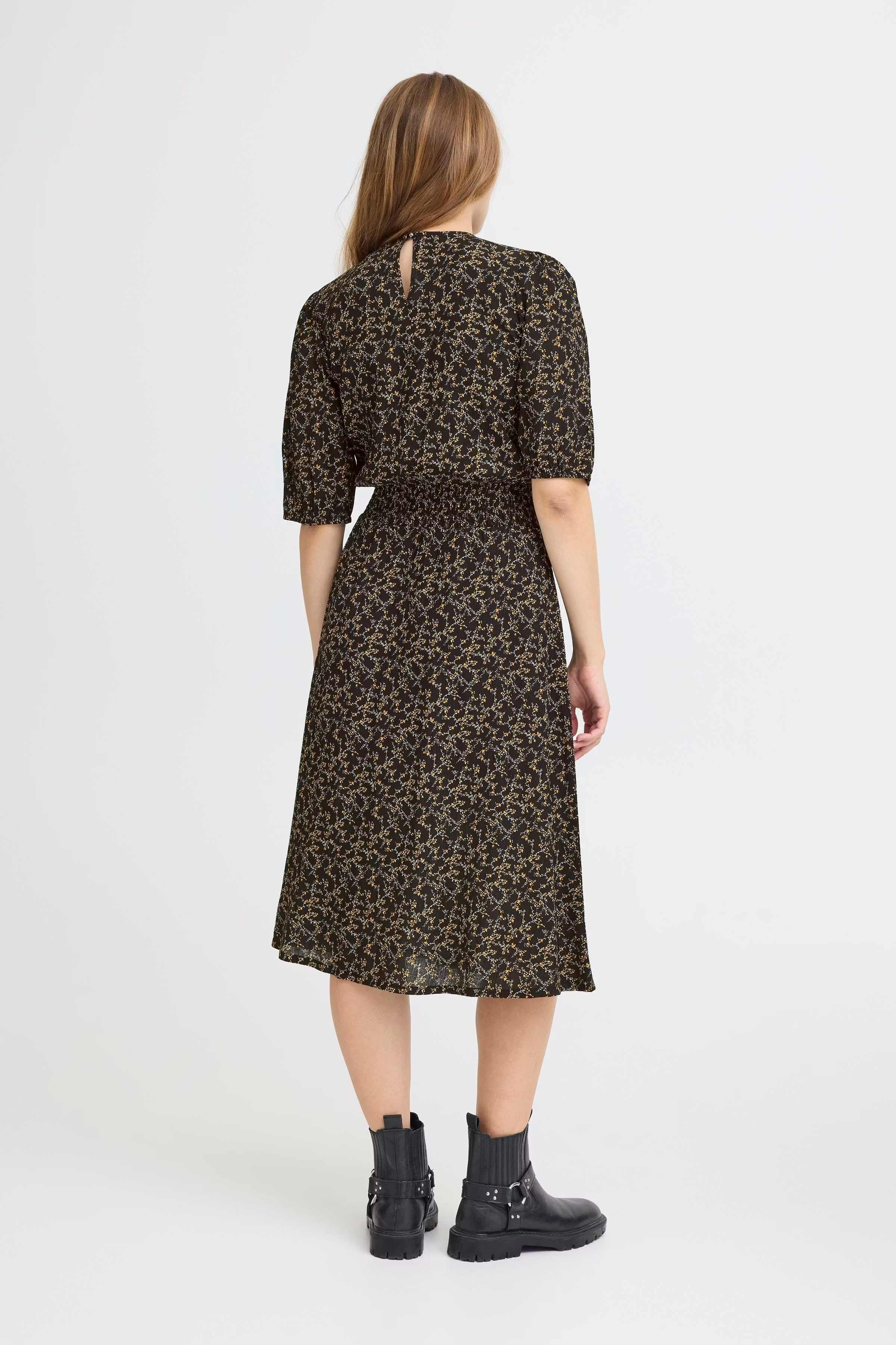 PZFALULLA Kjole LOOKBOOK BACK 50209207-203589