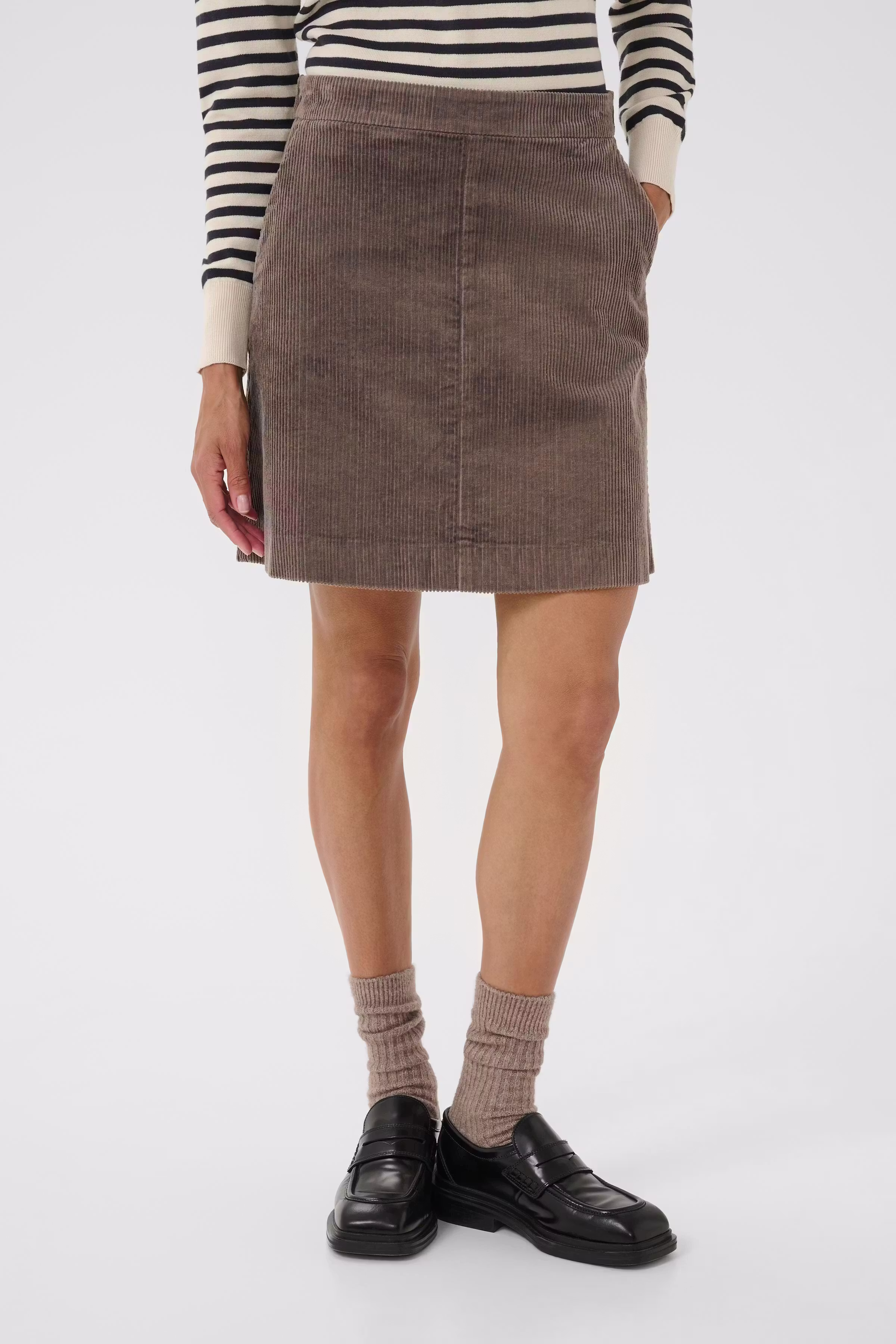 LingsPW Kjol LOOKBOOK FRONT 30307449-181304