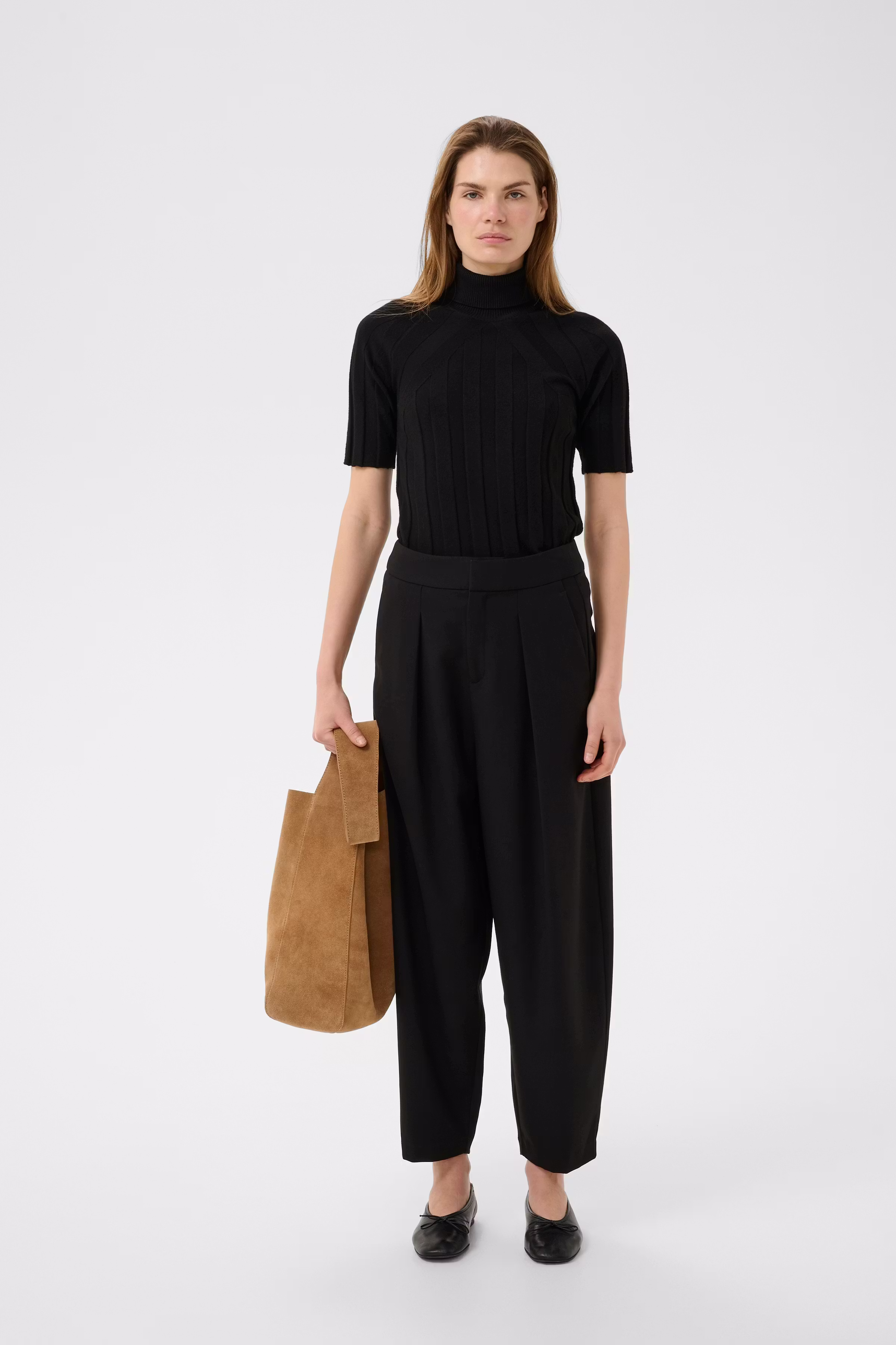 YuktaIW Trousers LOOKBOOK FRONT 30111165-194008