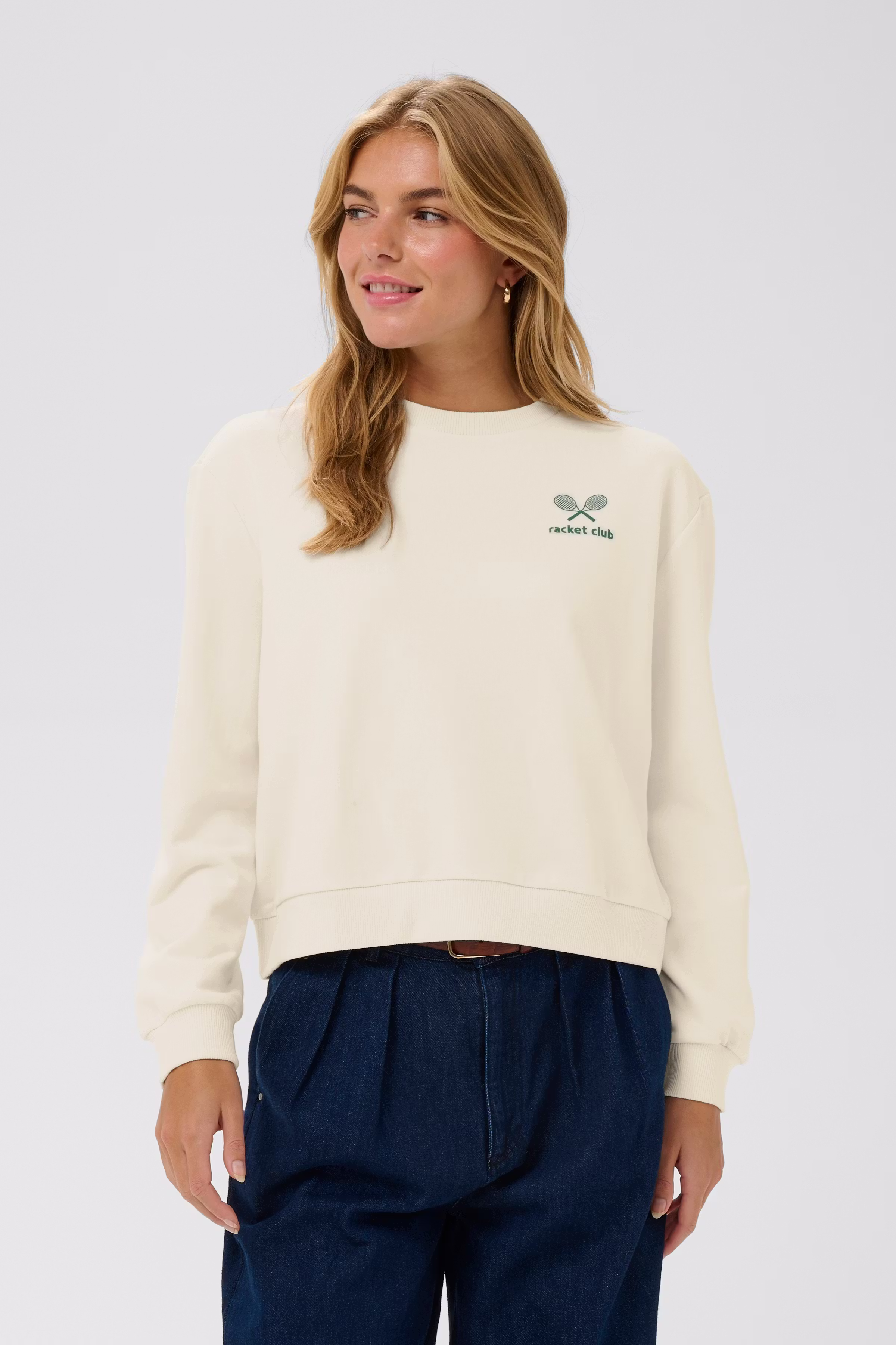 JinaSZ Sweatshirt LOOKBOOK FRONT 30514688-110607