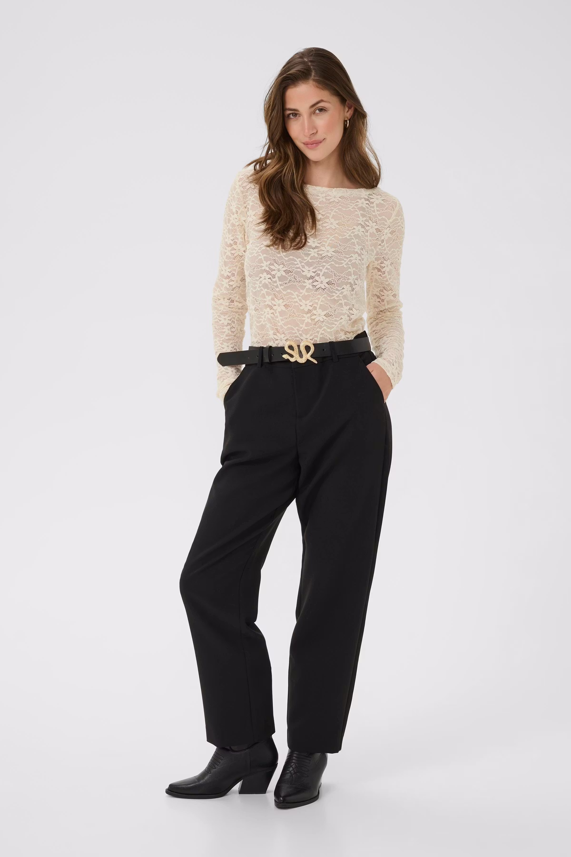 CRInge Bluse LOOKBOOK FRONT 10614201-130905