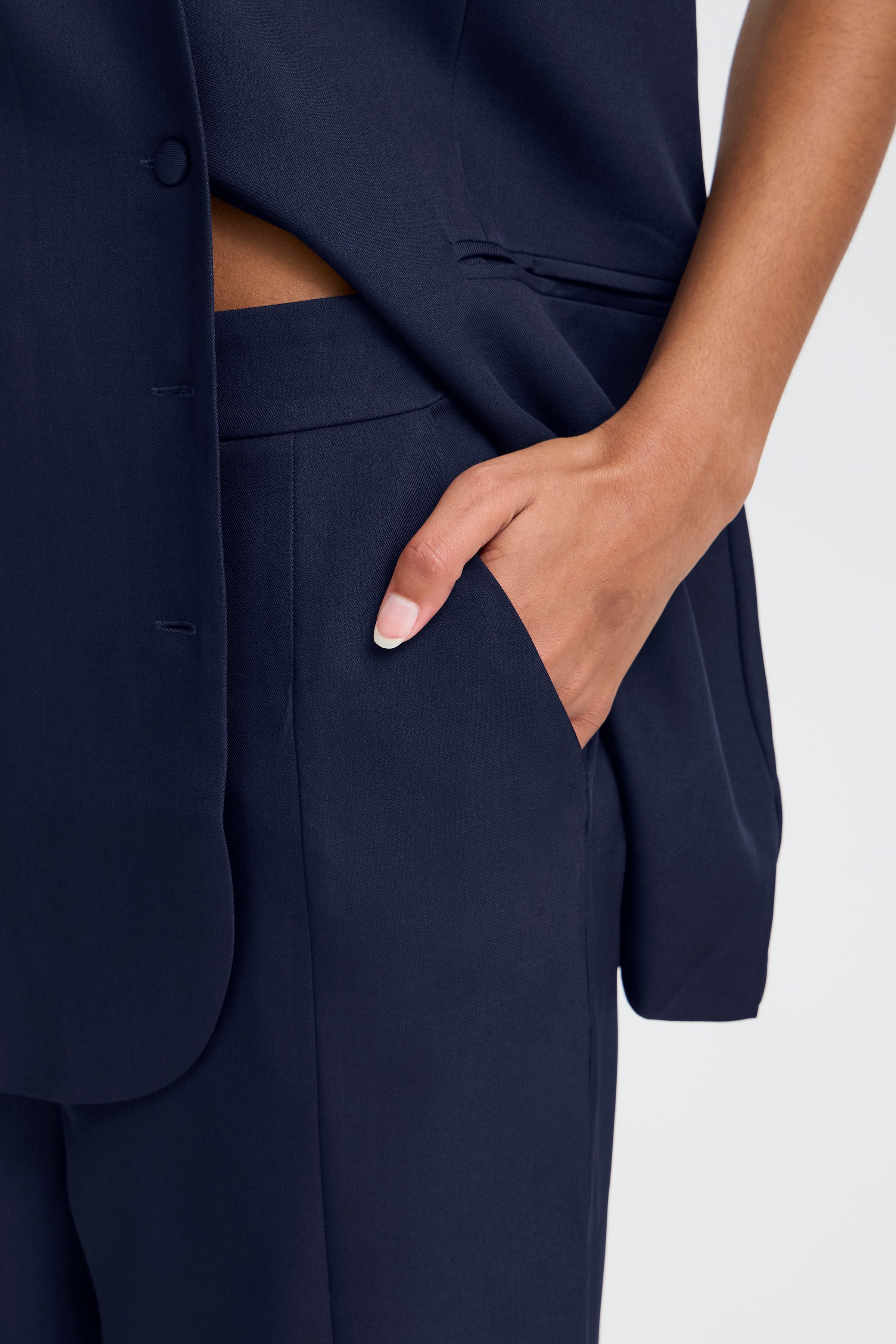 IXPETRA Hose LOOKBOOK DETAIL 20123616-194010