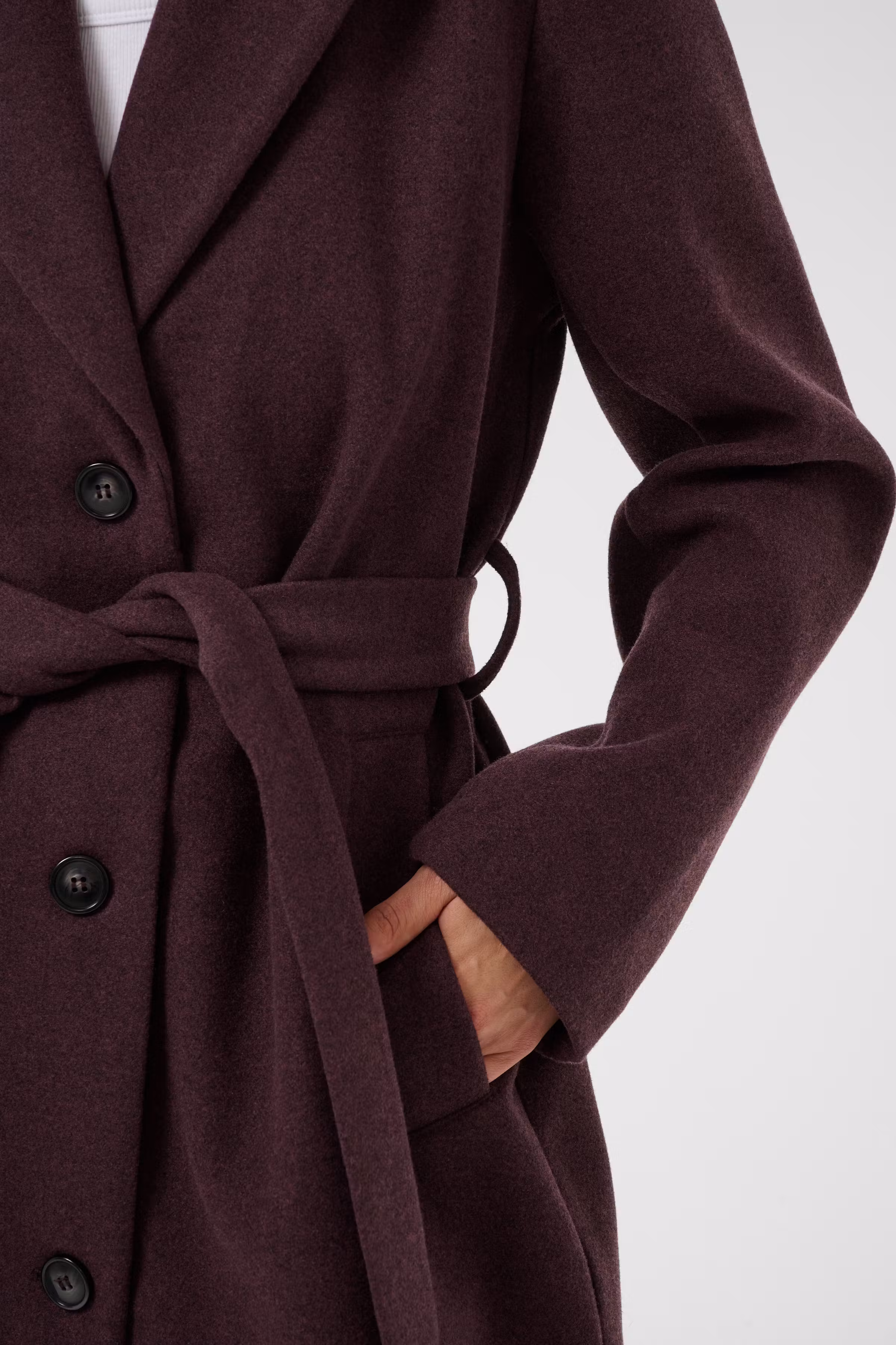 KAsaturn Mantel LOOKBOOK DETAIL 10511086-191619