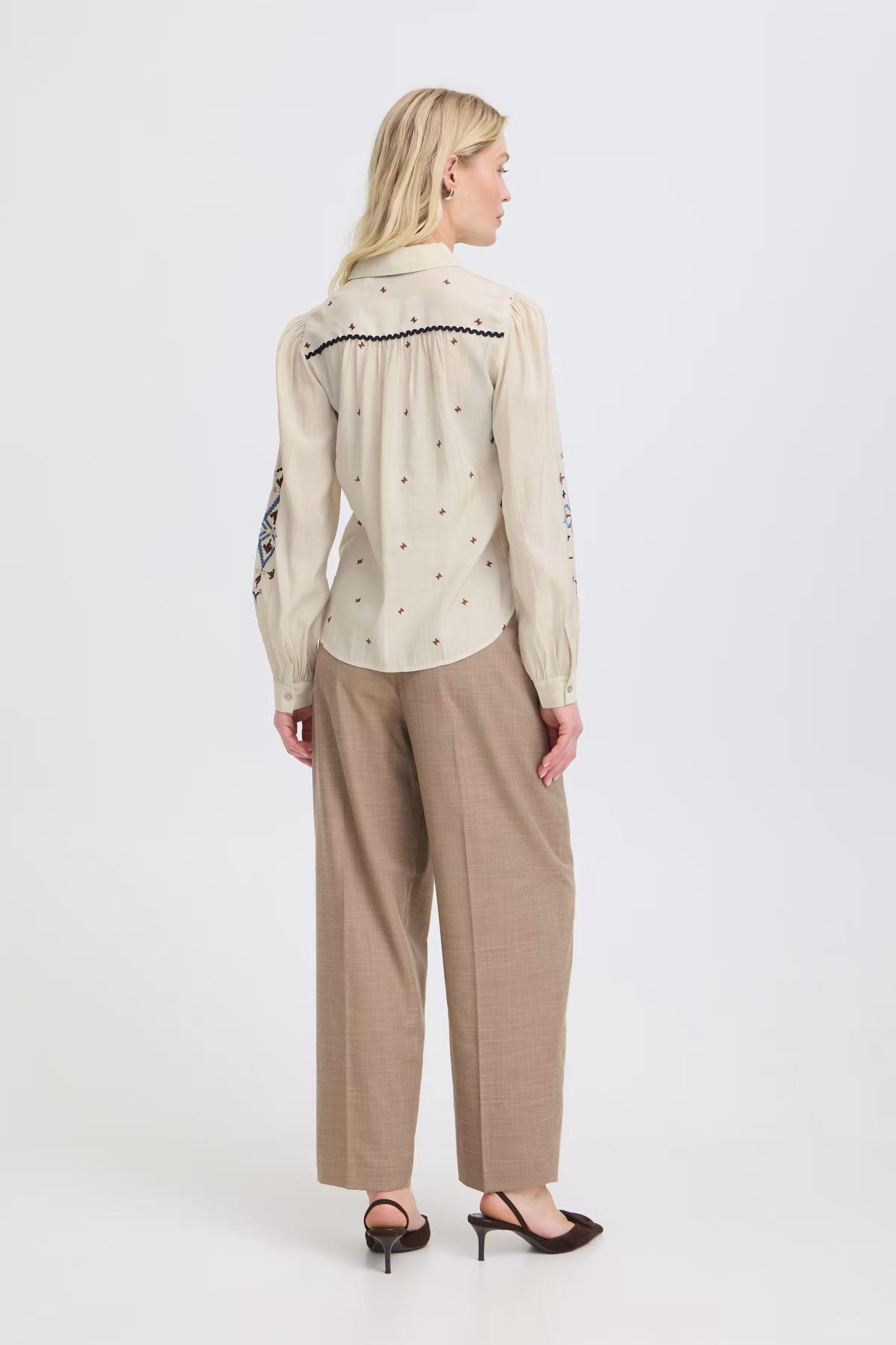 BYIRISA Overhemd LOOKBOOK BACK 20819226-130905