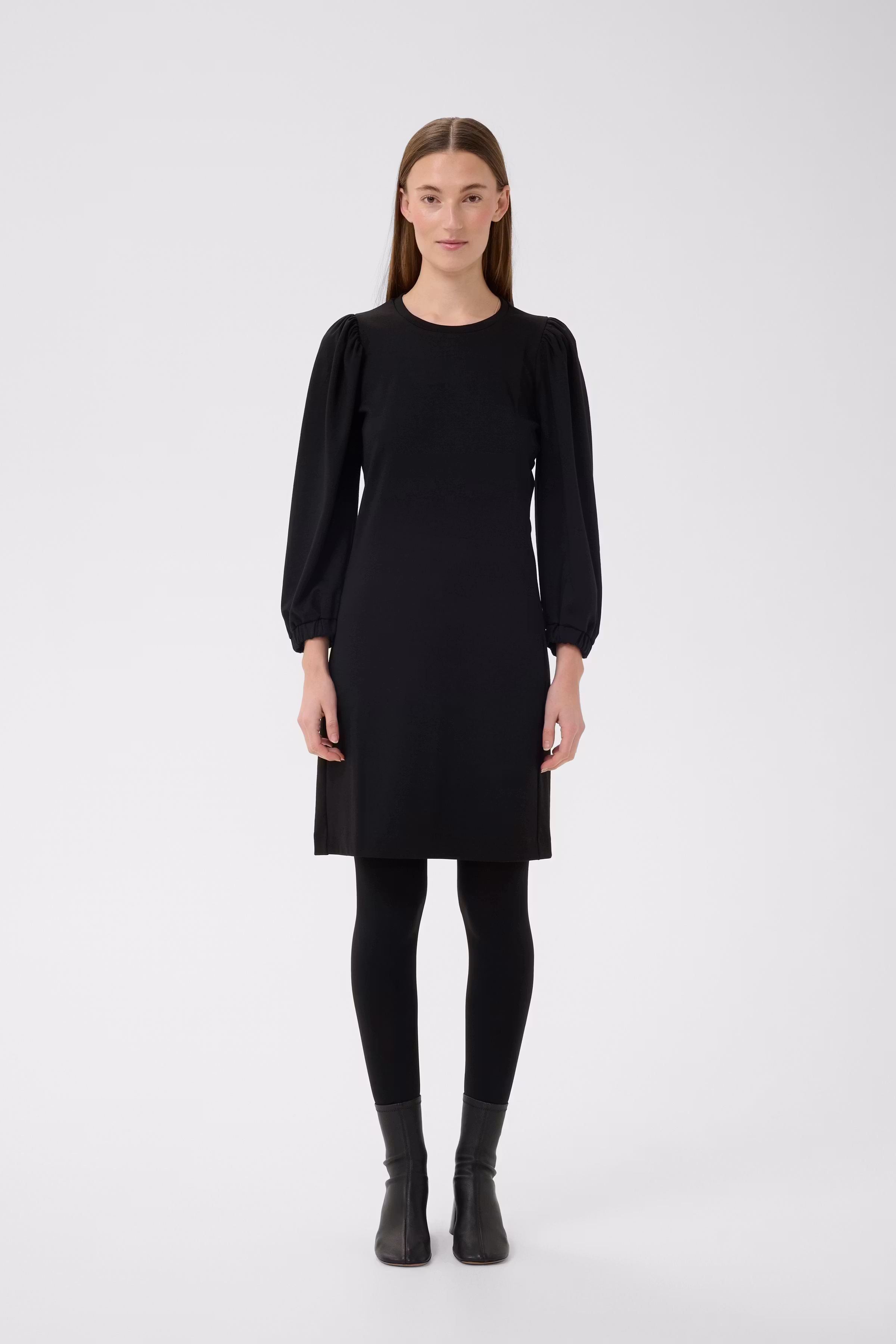 BekyIW Klänning LOOKBOOK FRONT 30111199-194008