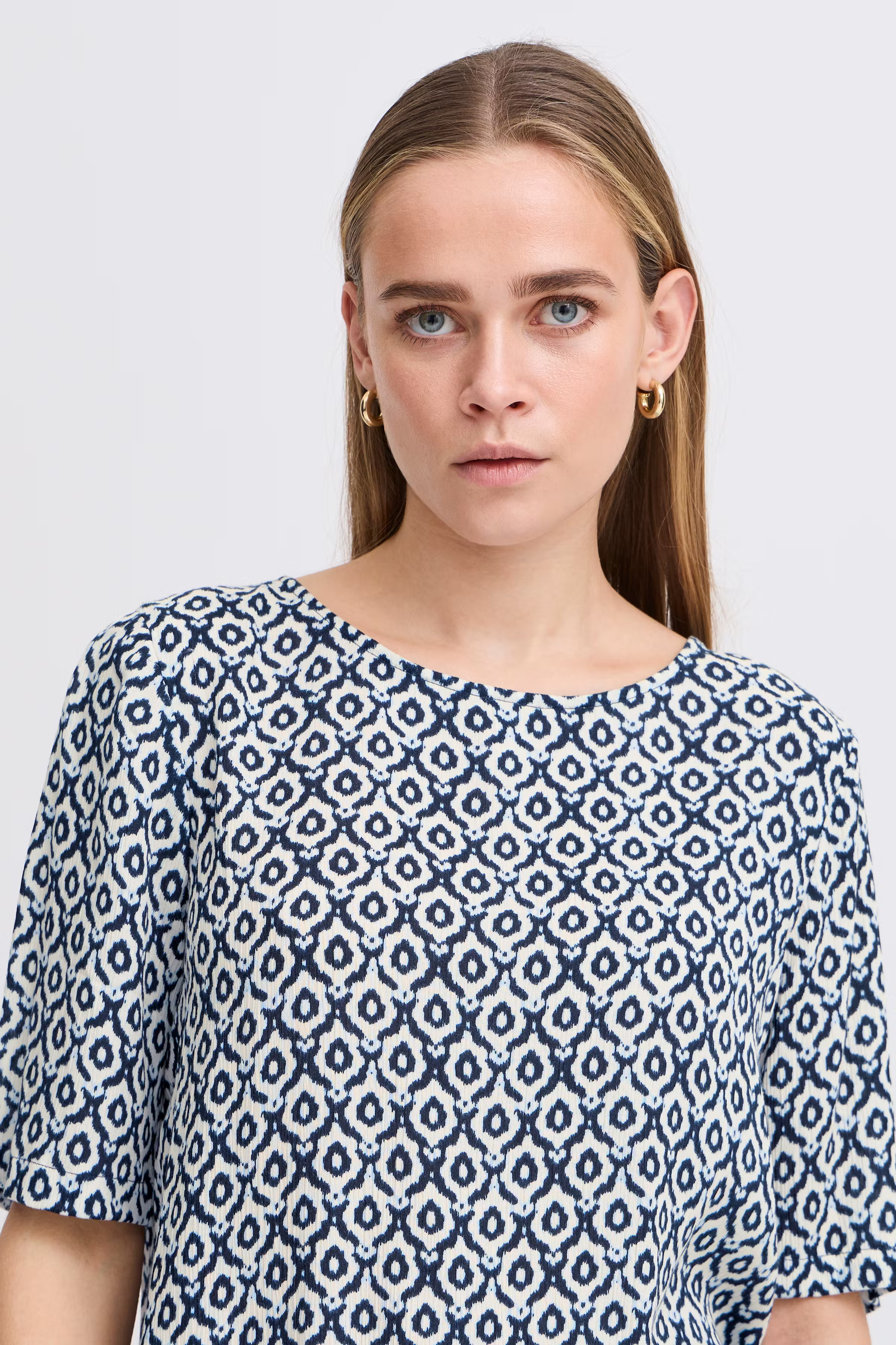 Blouse met korte mouwen LOOKBOOK DETAIL 20122971-204483
