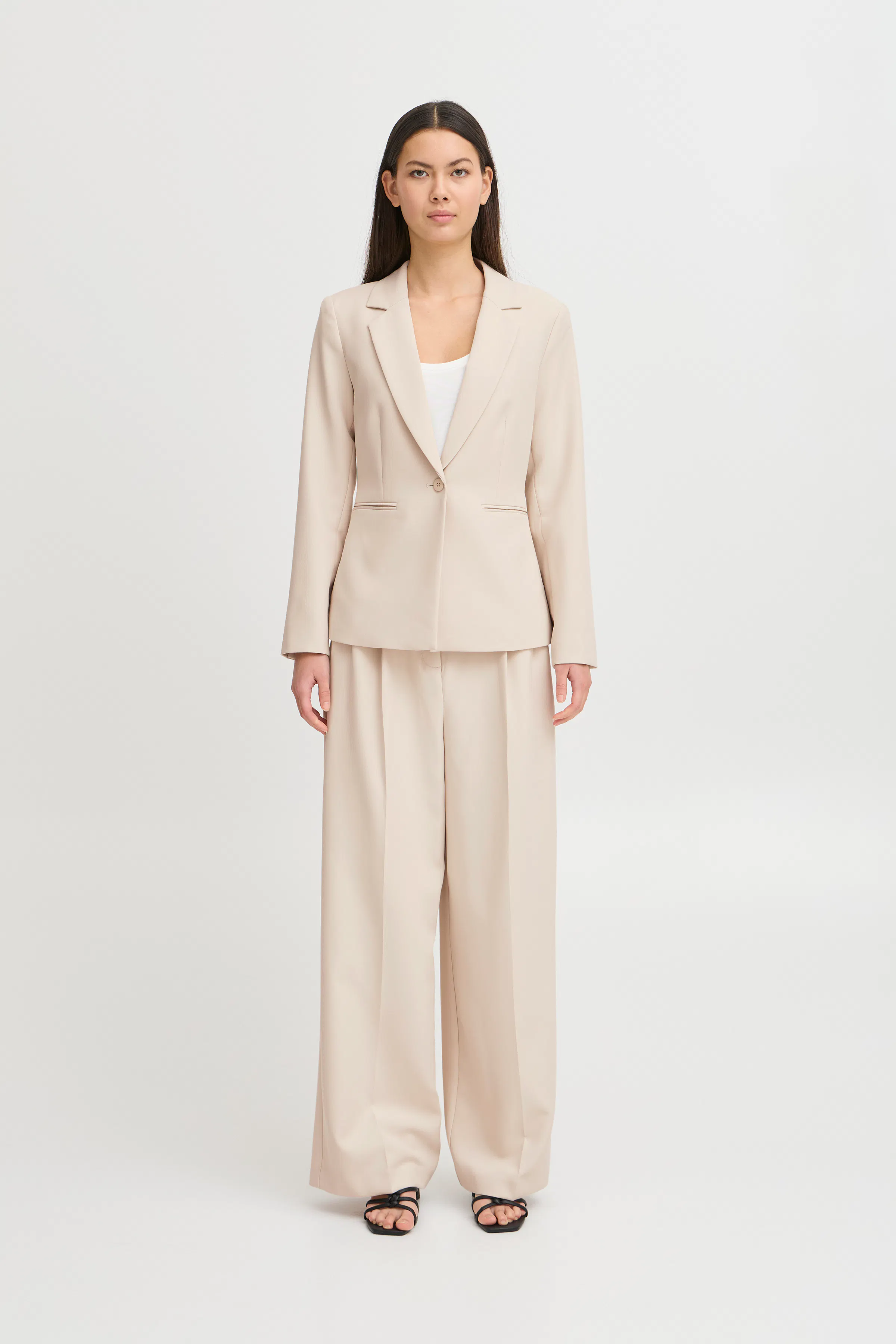 IHLEXI Blazer LOOKBOOK FRONT 20112607-130401