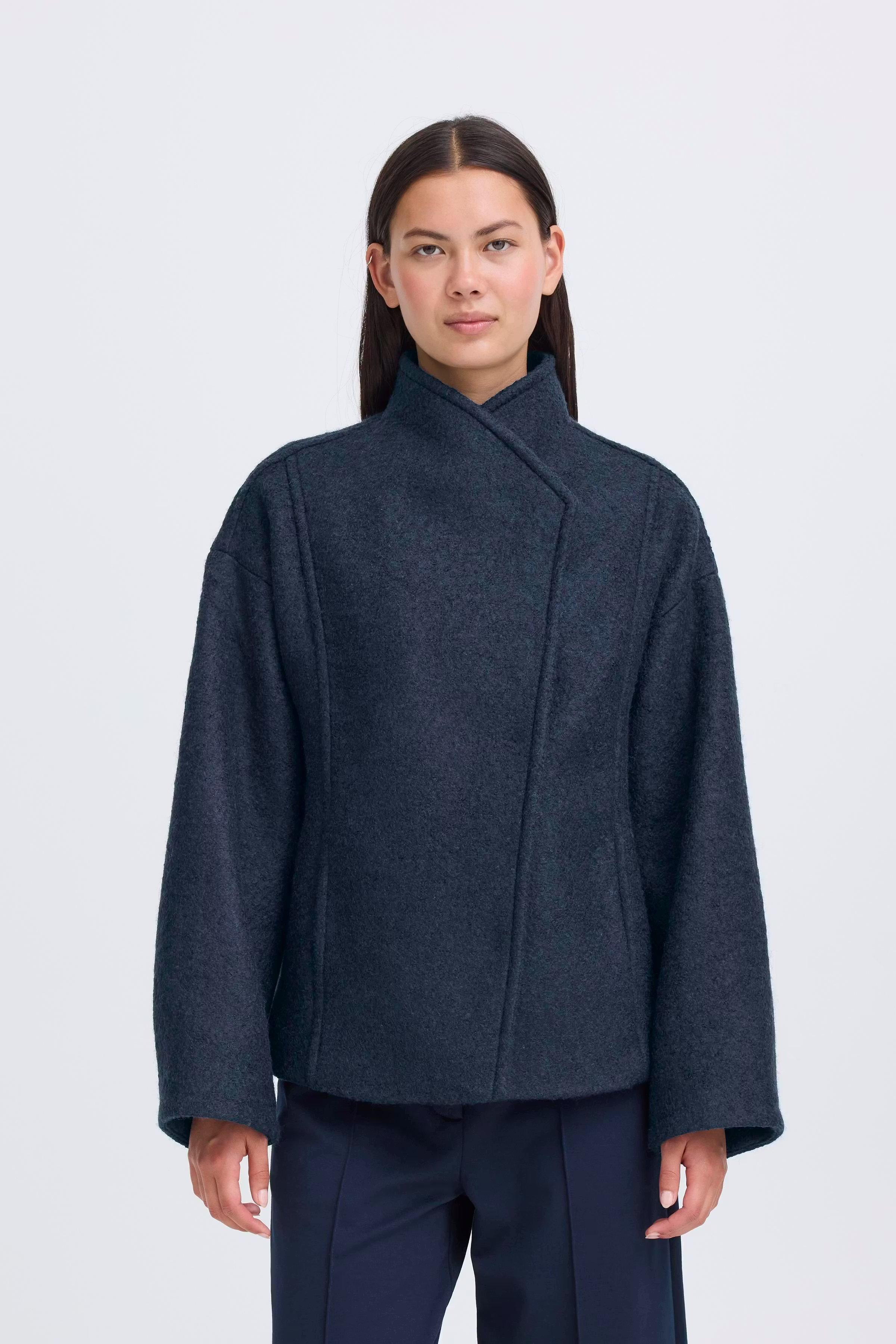 IHSTIPA Yttertøy LOOKBOOK FRONT 20123088-194013