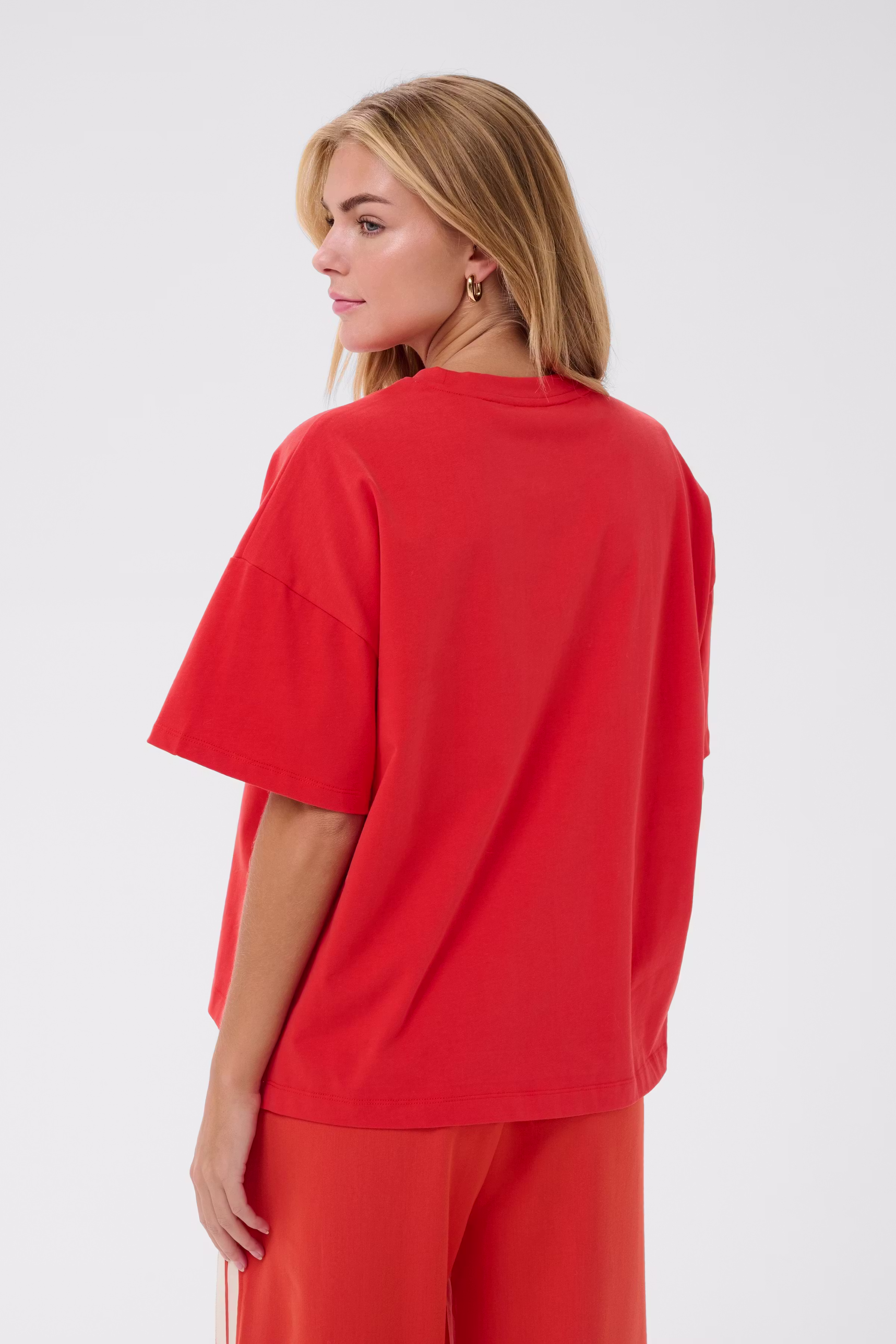 PoppySZ T-shirt LOOKBOOK BACK 30514897-181549