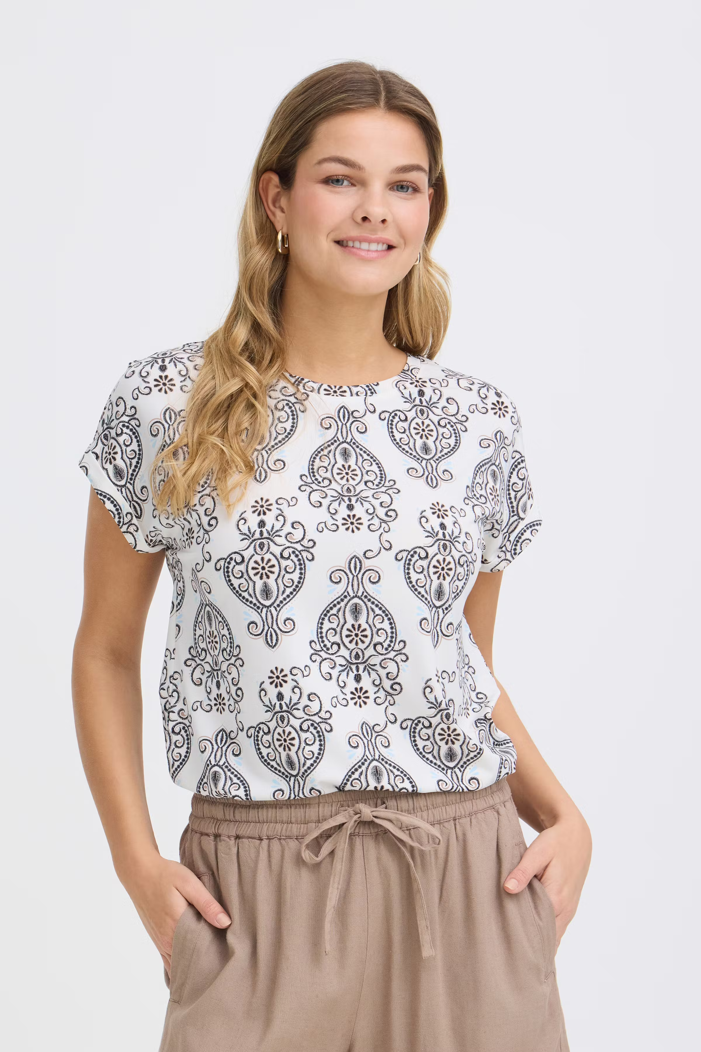 FRSEEN T-shirt LOOKBOOK FRONT 20610634-900008630