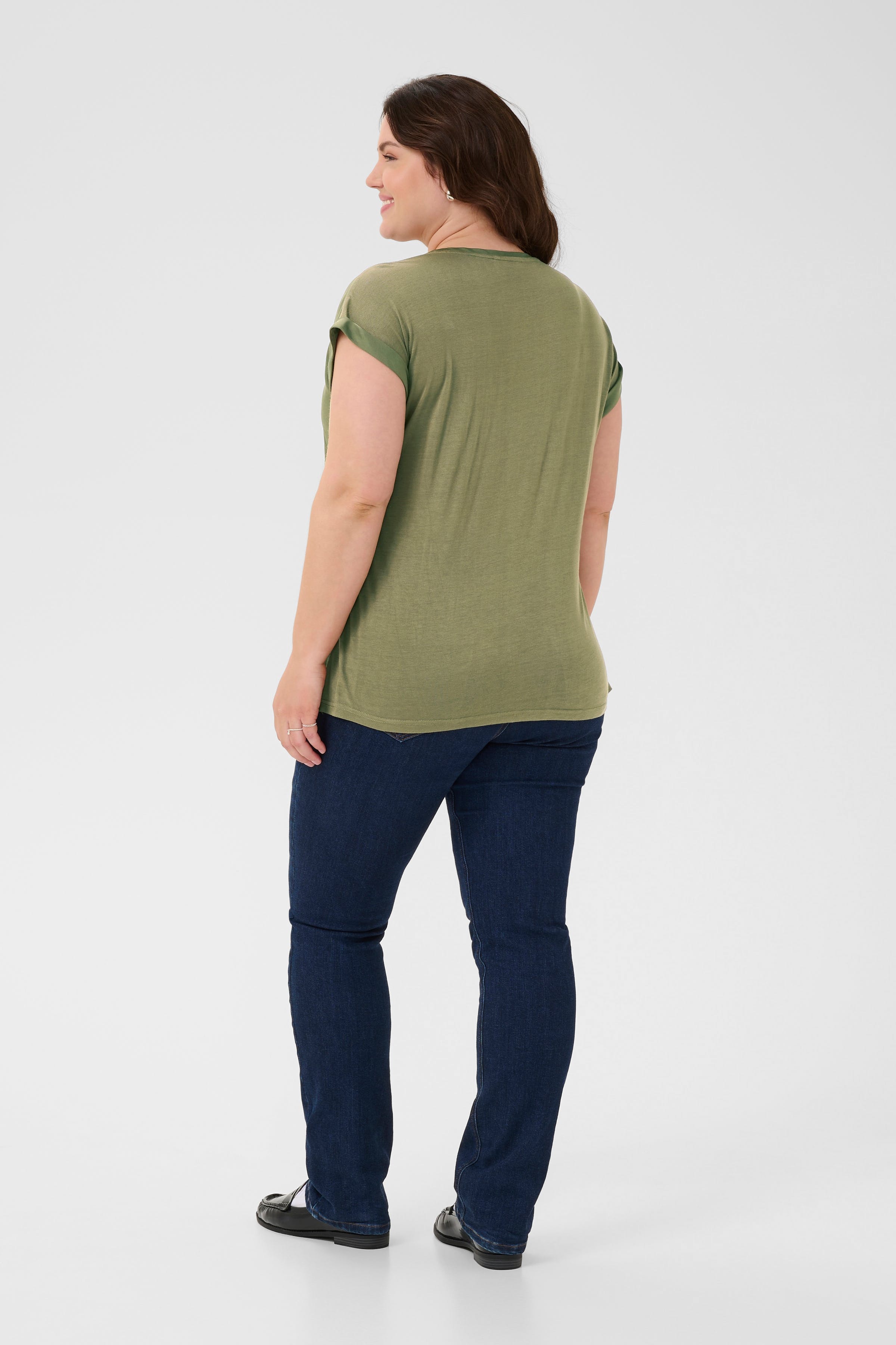 KCmilia Blouse LOOKBOOK BACK 10583812-190512