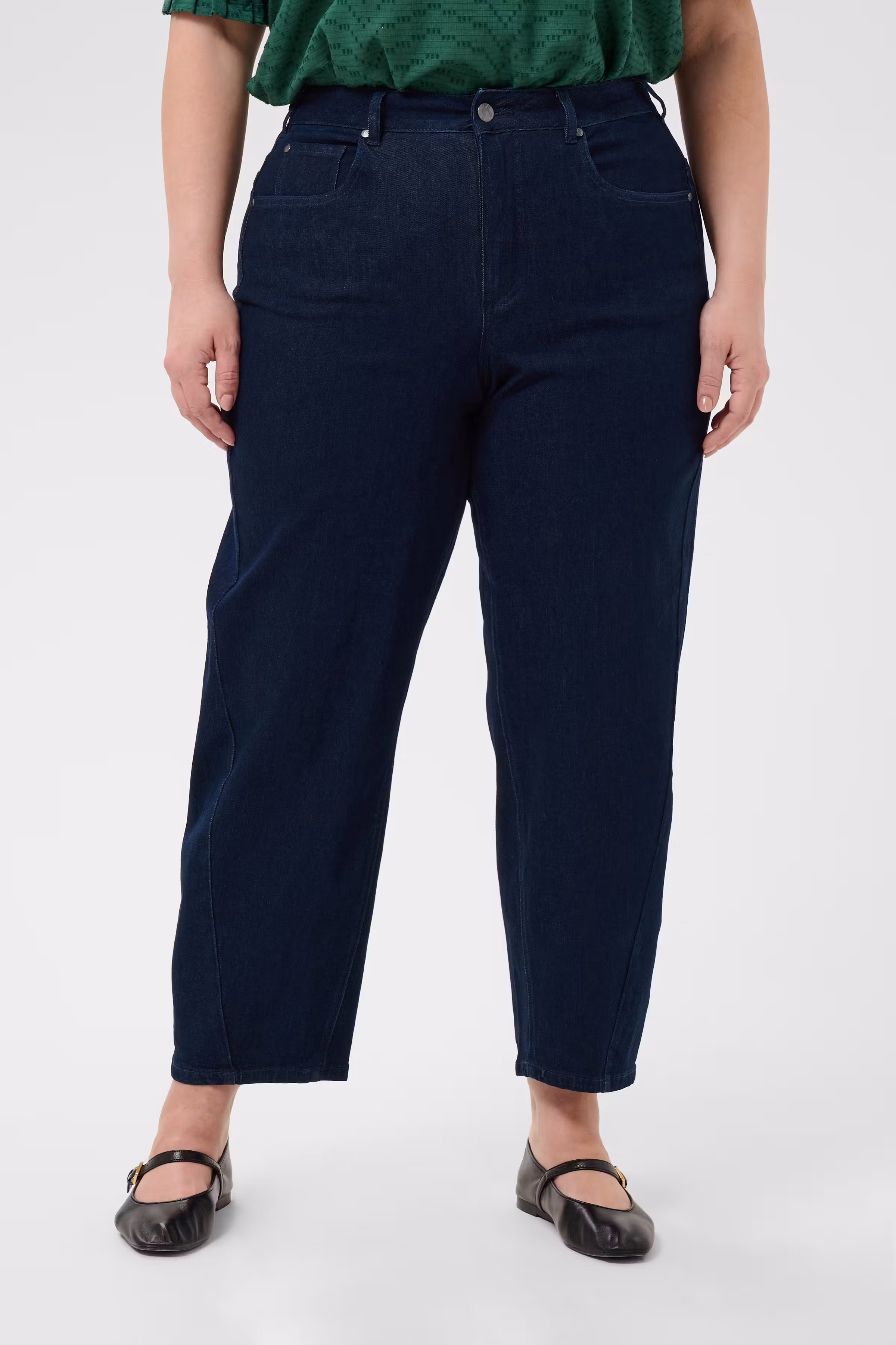 KCandrya Jeans LOOKBOOK FRONT 10584653-1000355