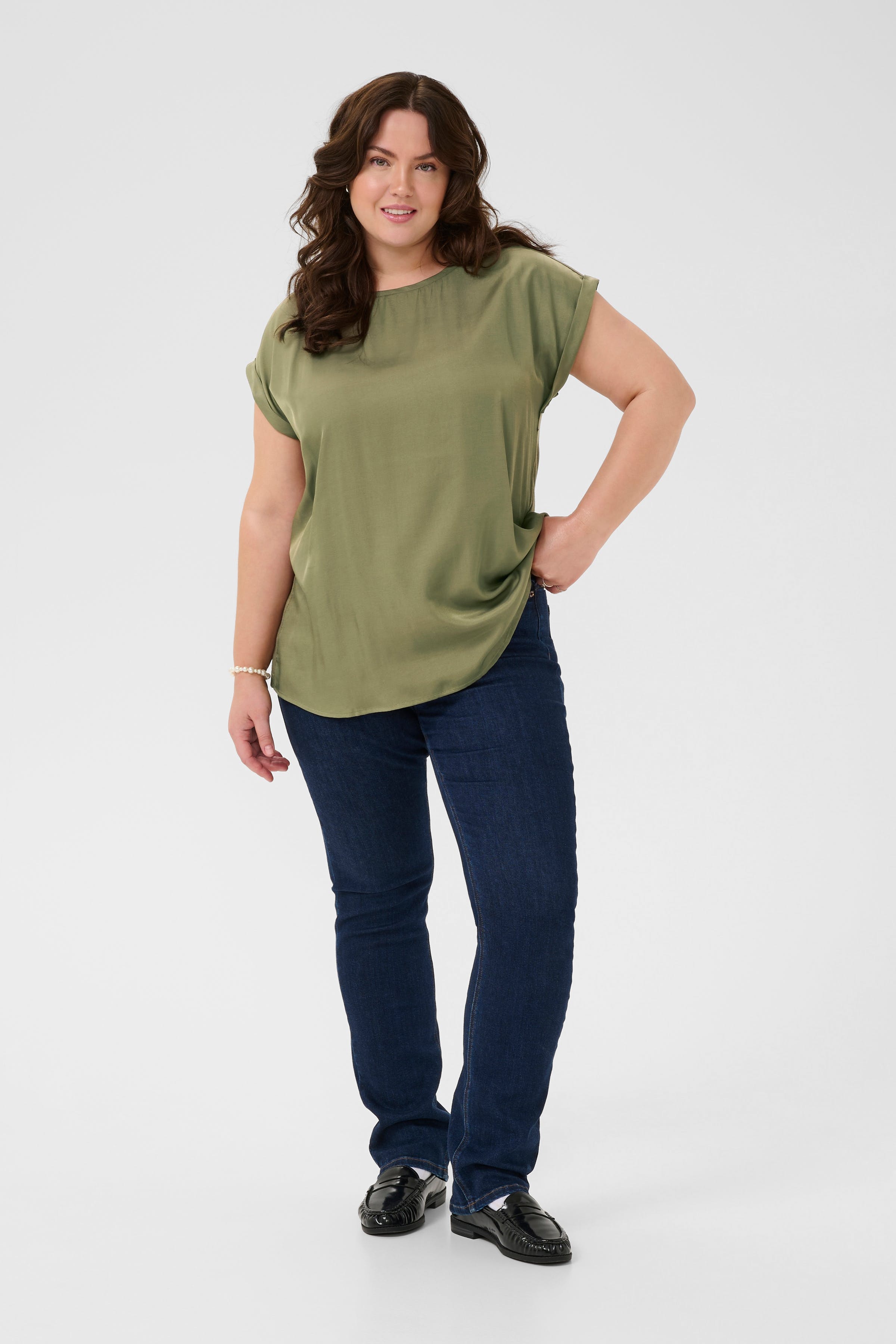 KCmilia Blouse LOOKBOOK FRONT 10583812-190512