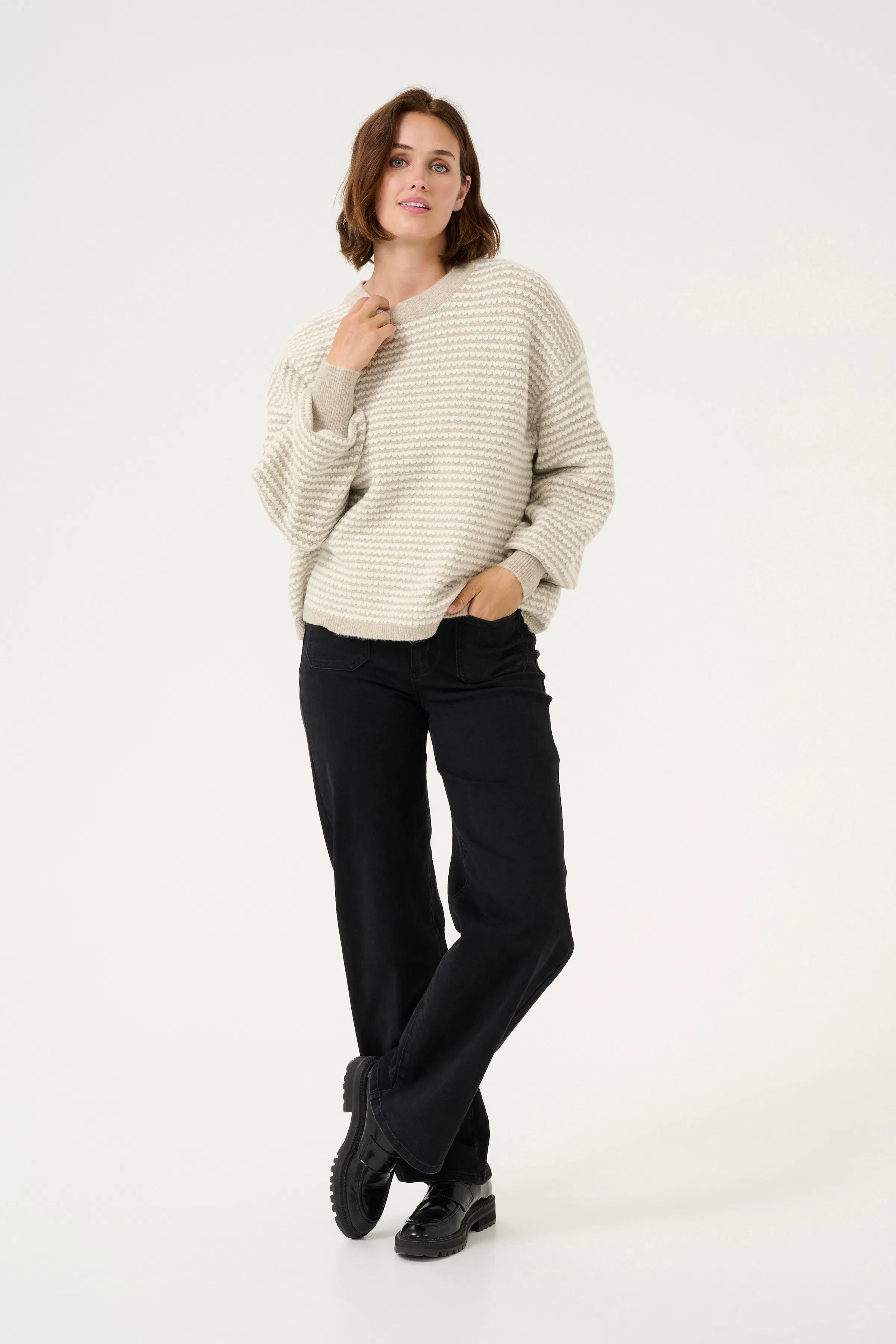 KAellery Genser LOOKBOOK FRONT 10509032-106870