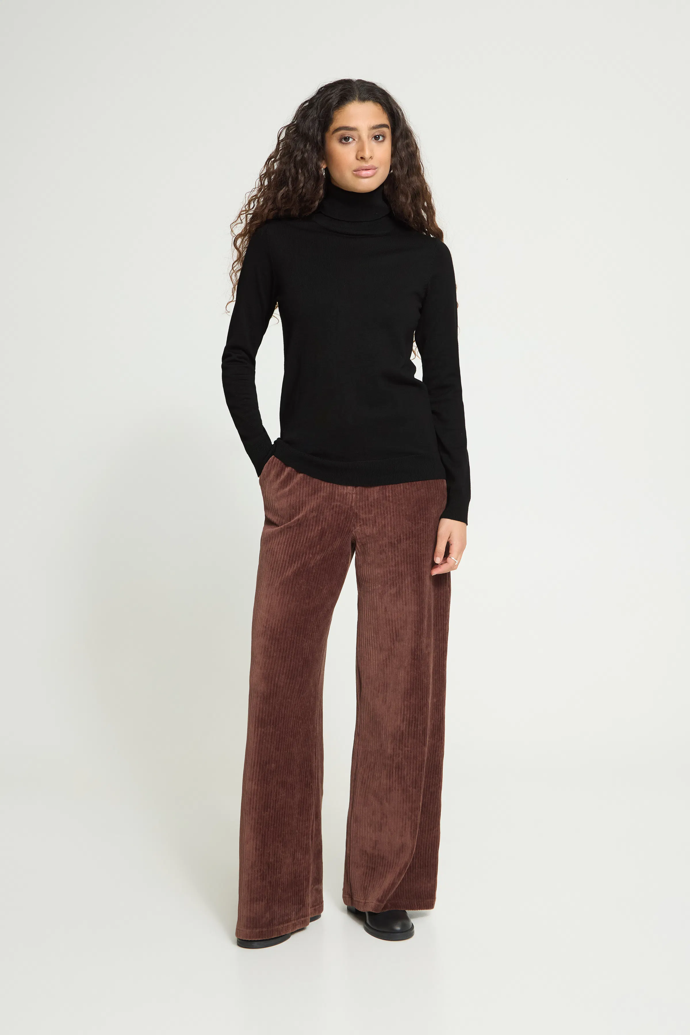 IHLULS Pullover LOOKBOOK FRONT 20126198-194008