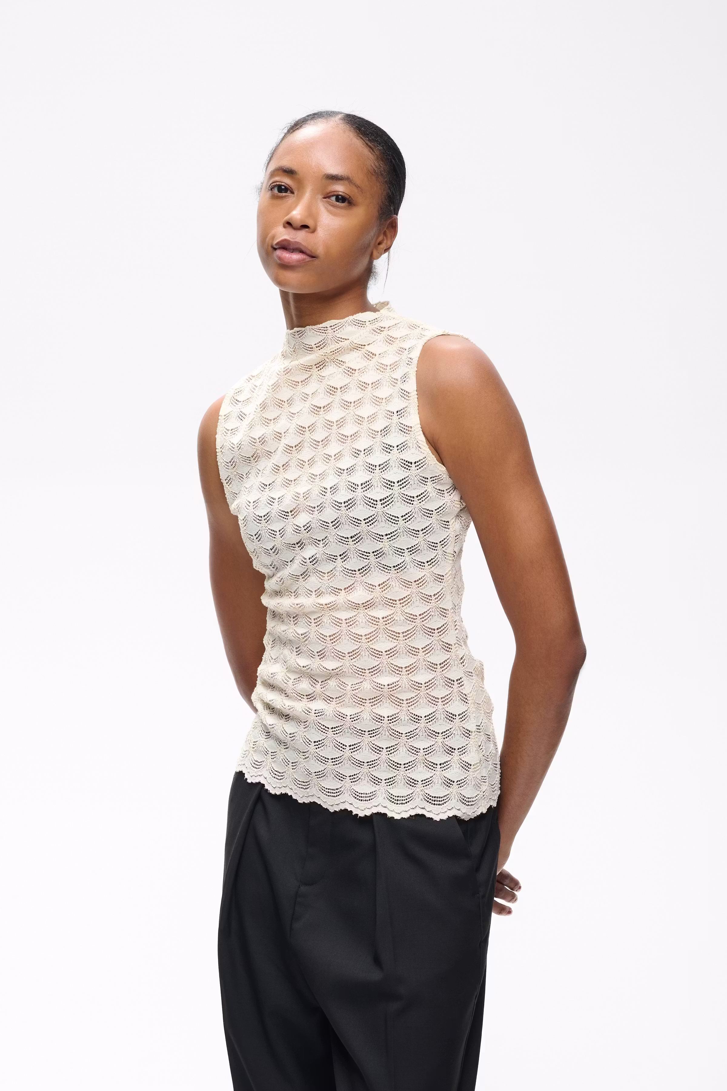 TullaIW T-shirt LOOKBOOK FRONT 30111335-110701