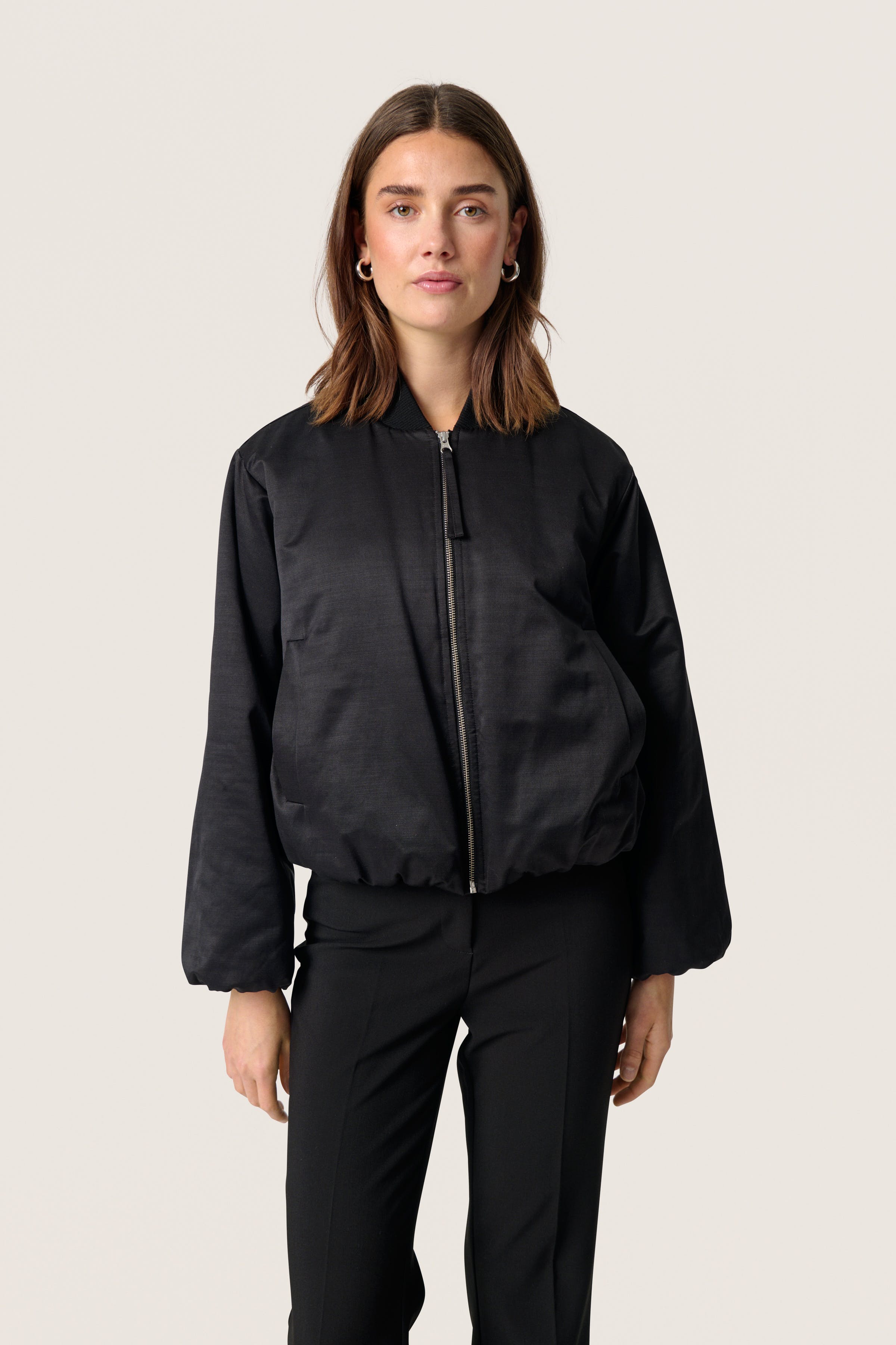 SLKalea Outerwear LOOKBOOK FRONT 30407853-194008