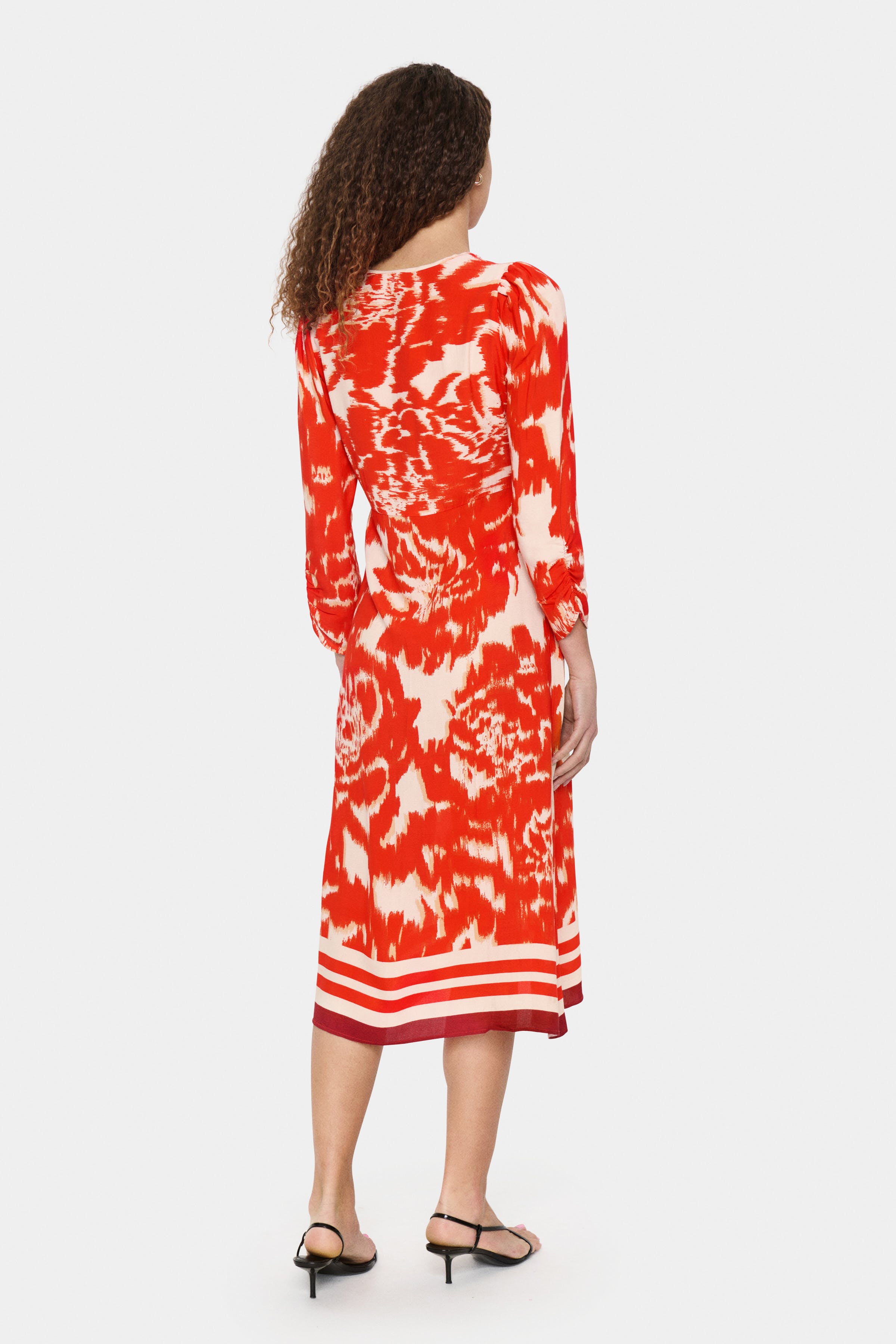 KhloeSZ Dress LOOKBOOK BACK 30514030-303748