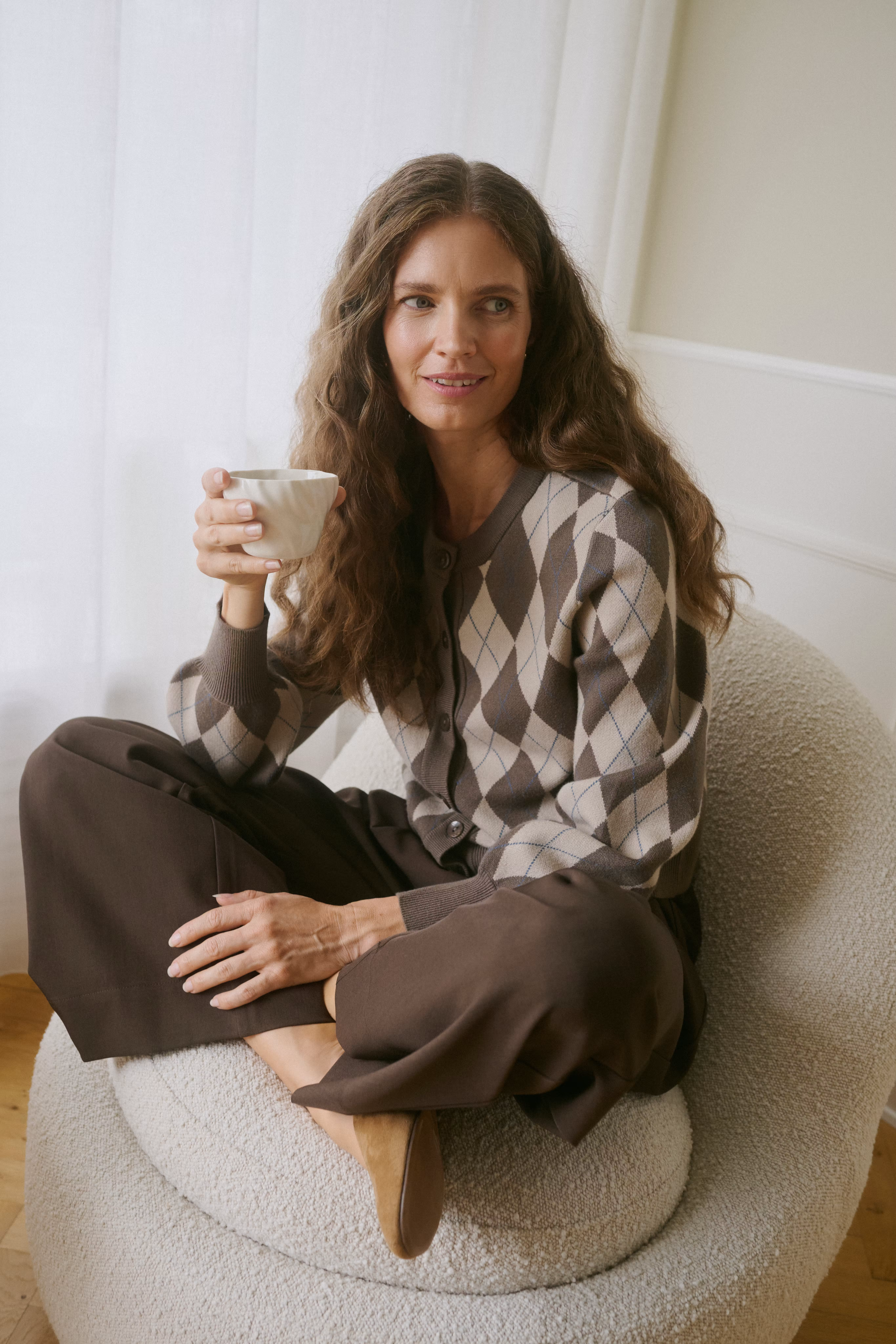 BPalice Cardigan LOCATION NONE 40200248-1000339