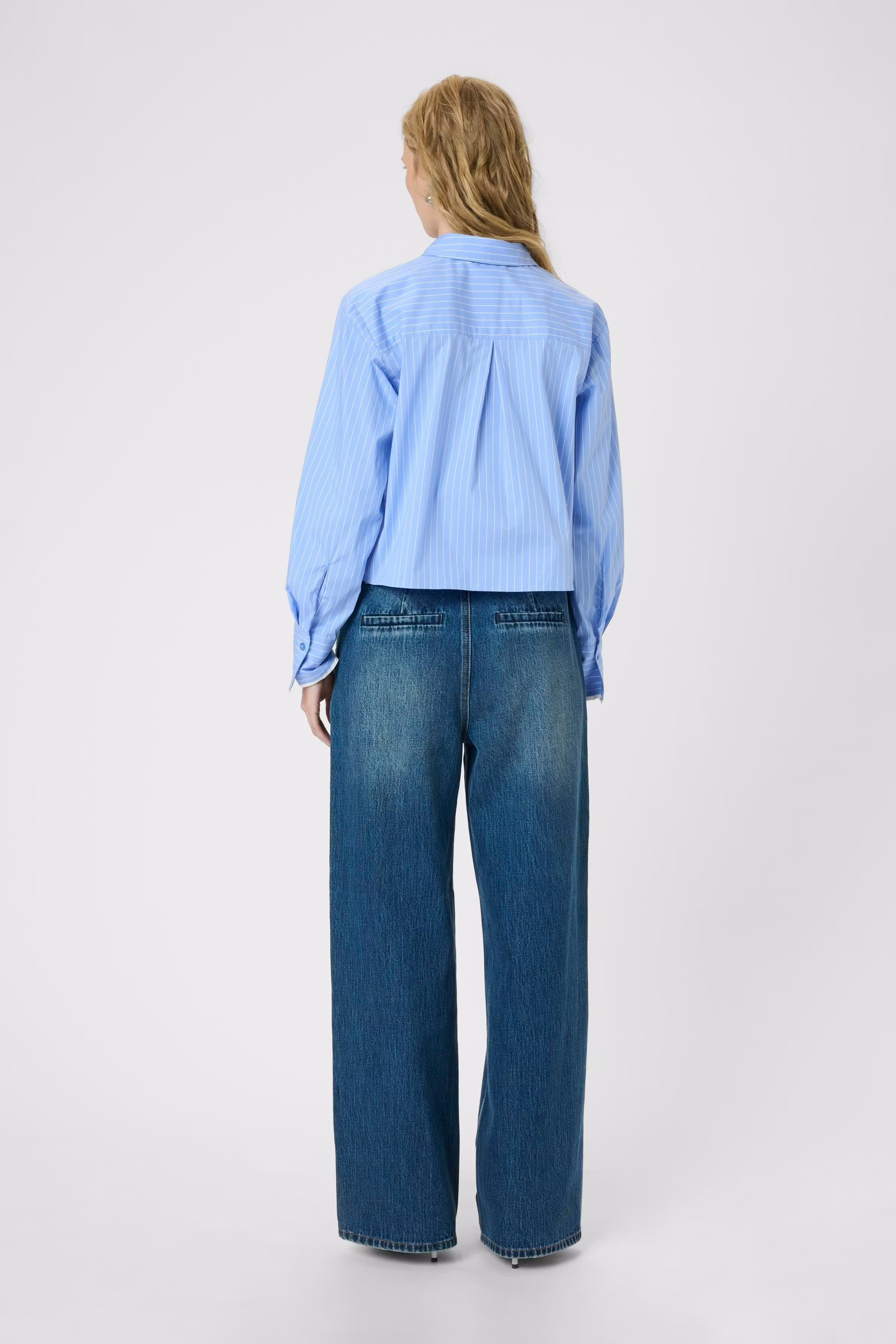 KBAmy Hemd LOOKBOOK BACK 10105535-107964