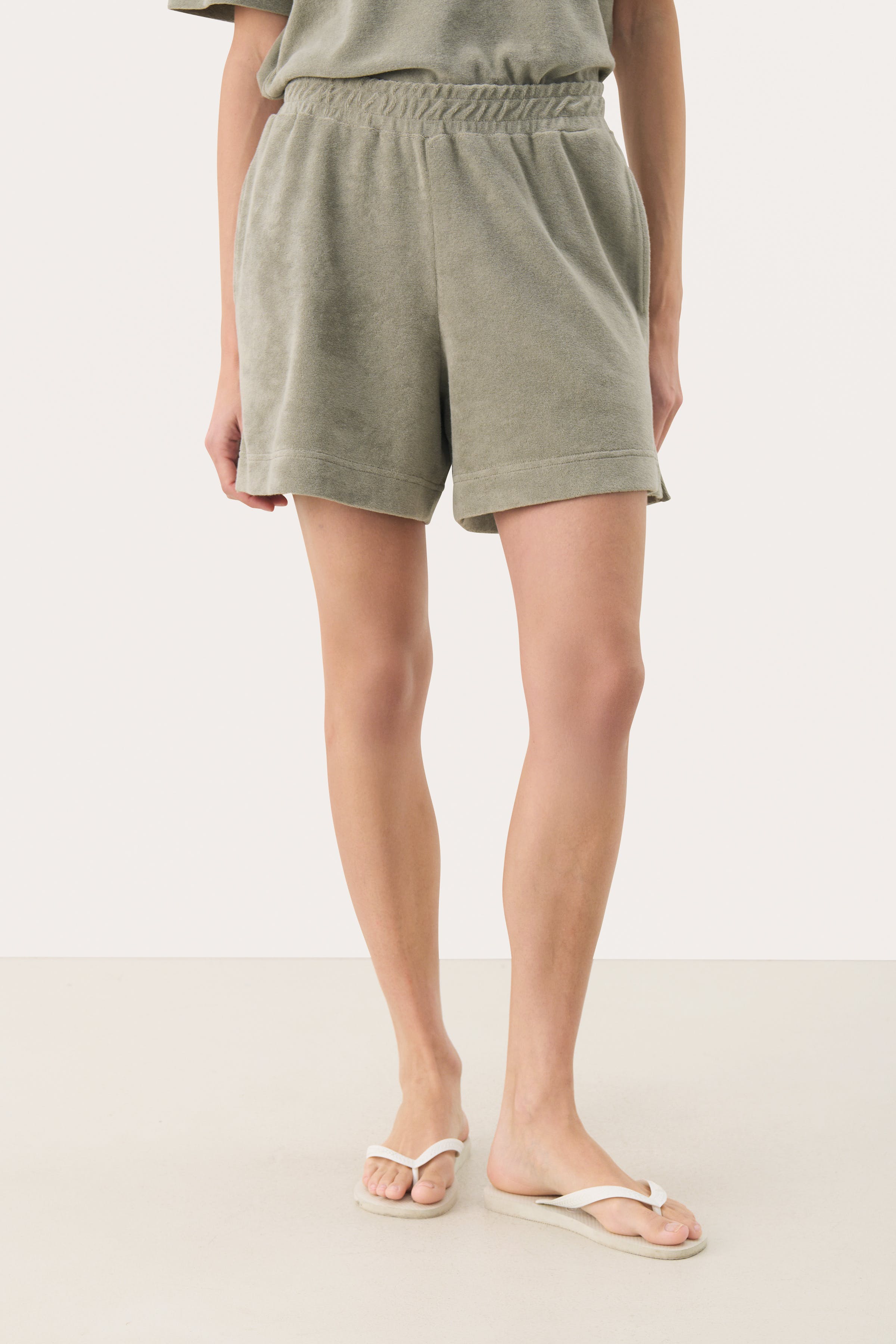 RosemayaPW Shorts LOOKBOOK FRONT 30309678-170613