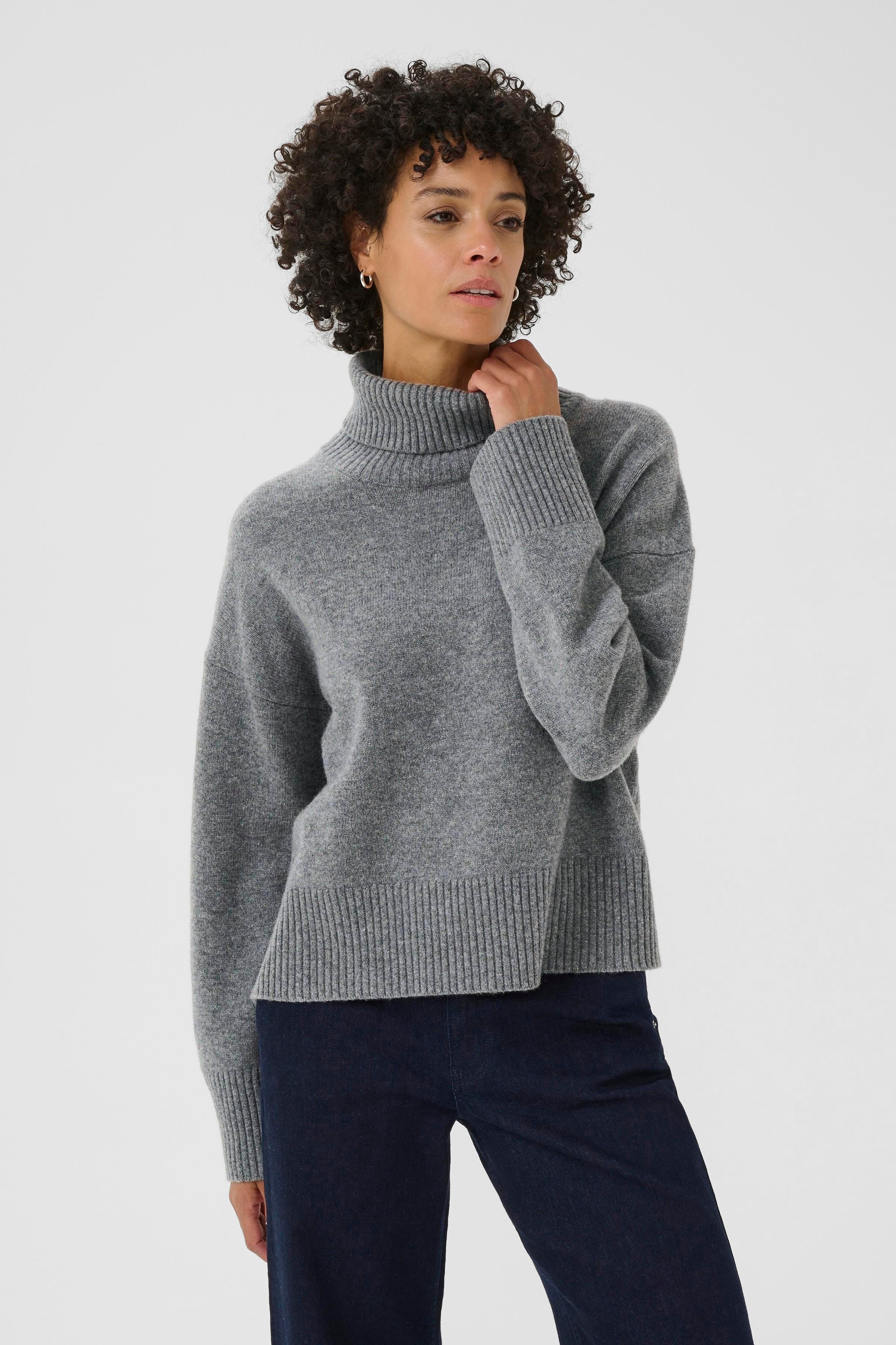 CorinaPW Pullover LOOKBOOK FRONT 30310117-1802011